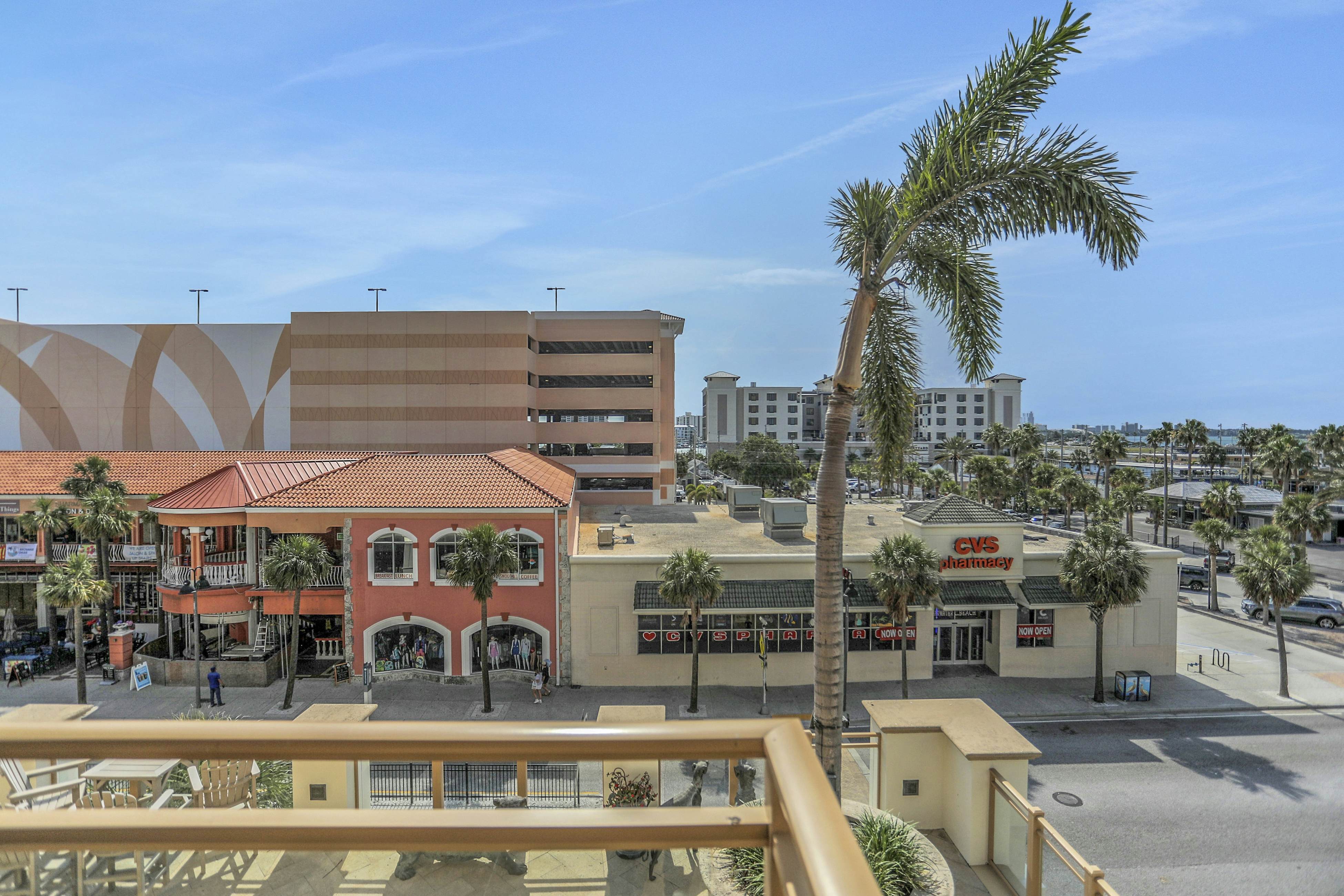 Stunning Gulf front views in full luxury Sandpearl Residences with pool, spa, WD