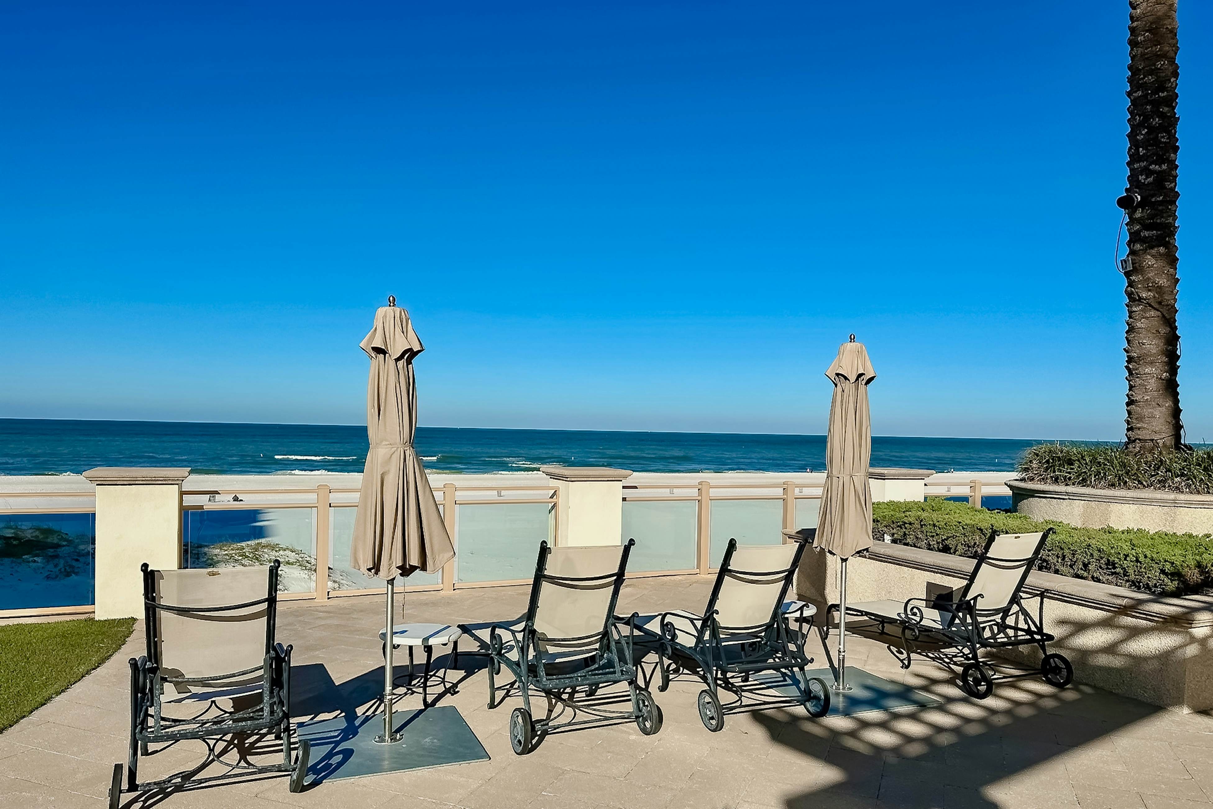 Stunning Gulf front views in full luxury Sandpearl Residences with pool, spa, WD