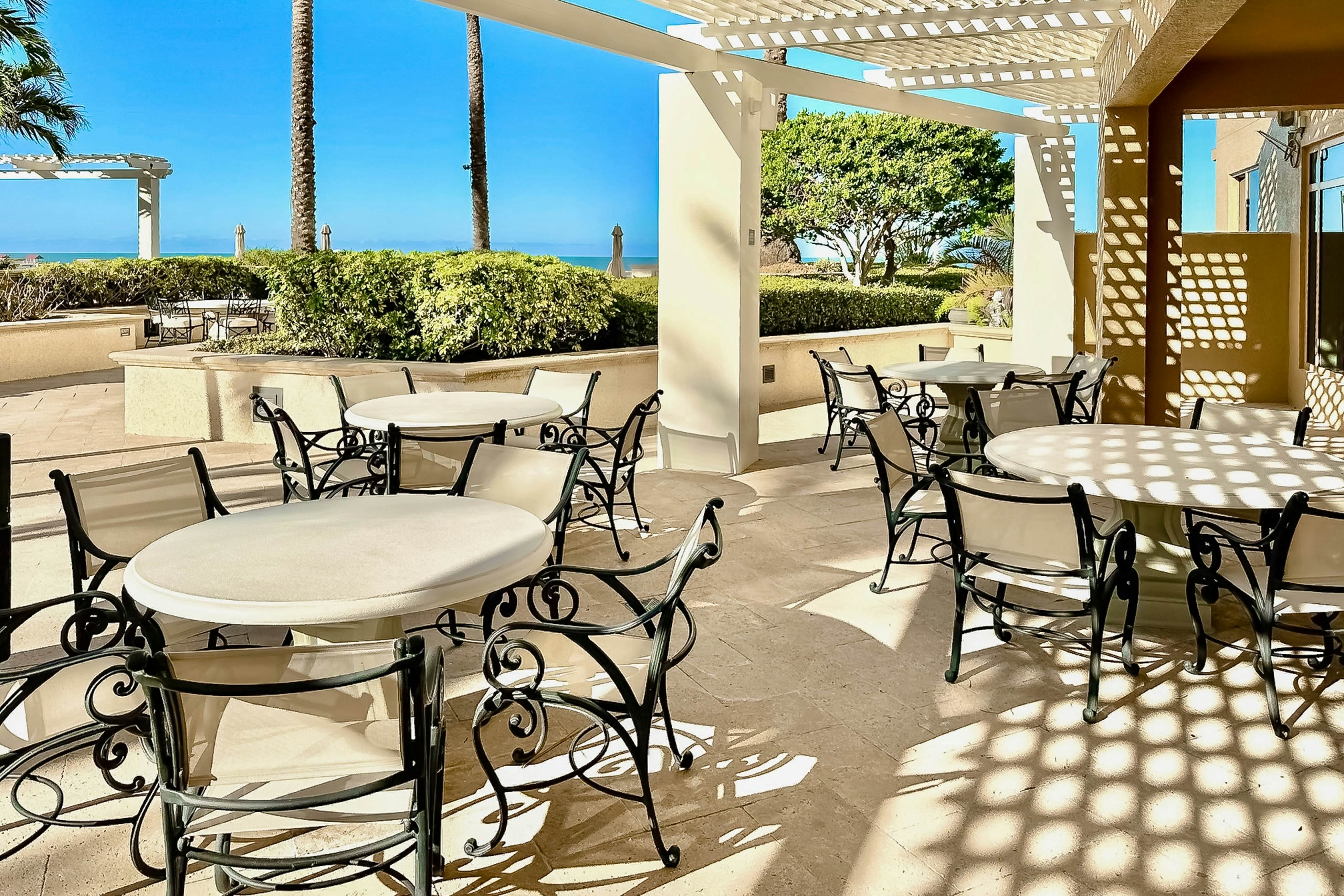 Stunning Gulf front views in full luxury Sandpearl Residences with pool, spa, WD