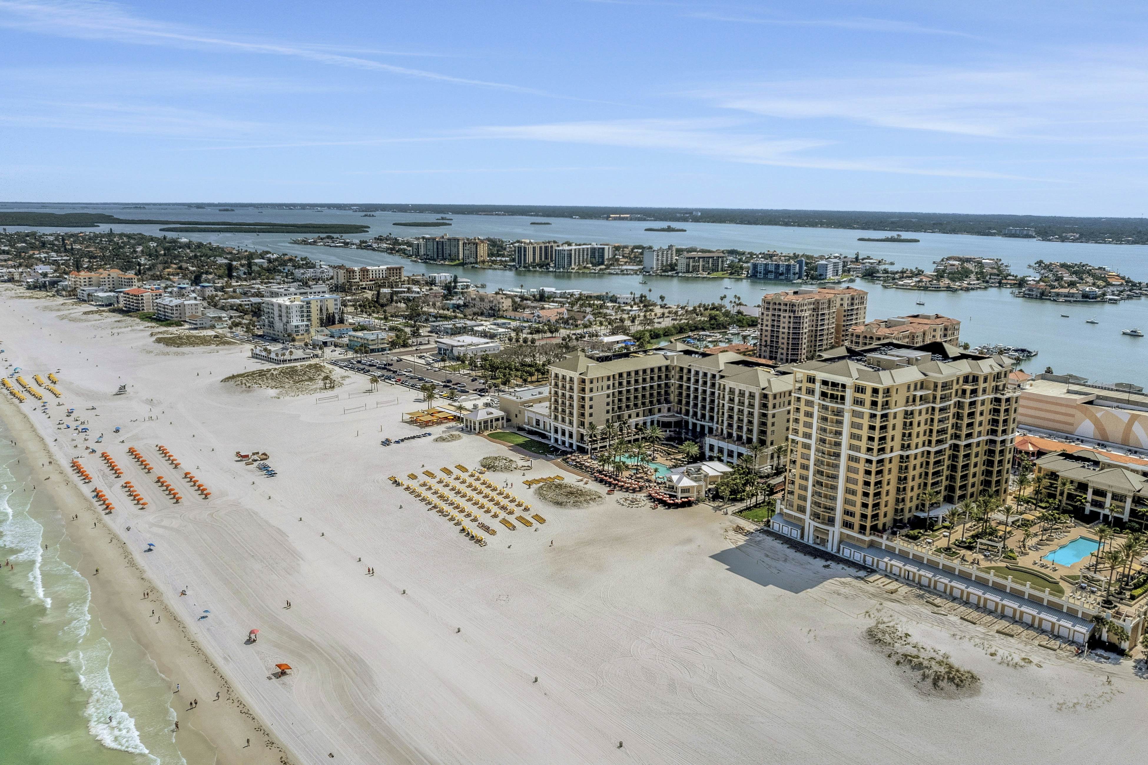 Stunning Gulf front views in full luxury Sandpearl Residences with pool, spa, WD