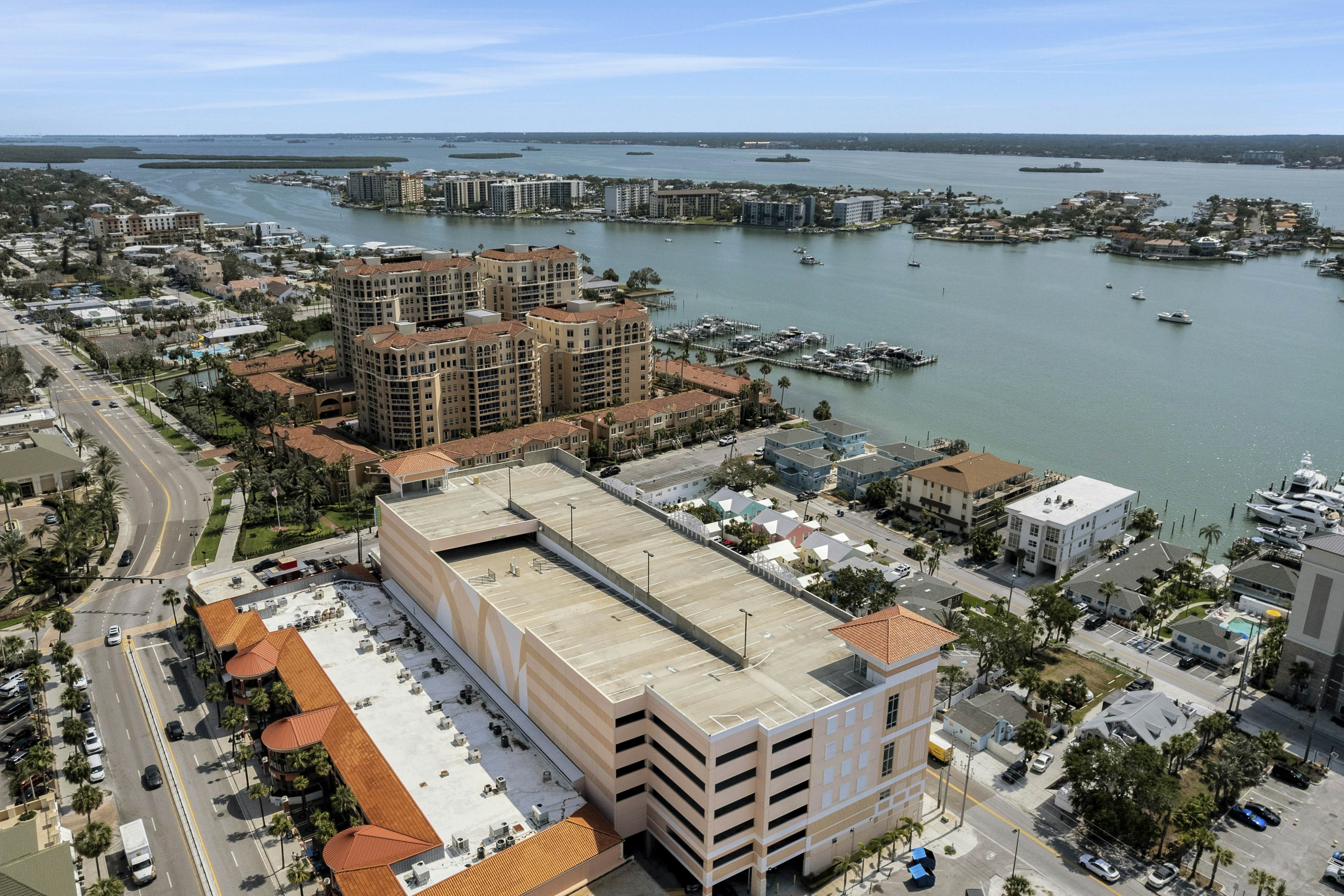 Stunning Gulf front views in full luxury Sandpearl Residences with pool, spa, WD