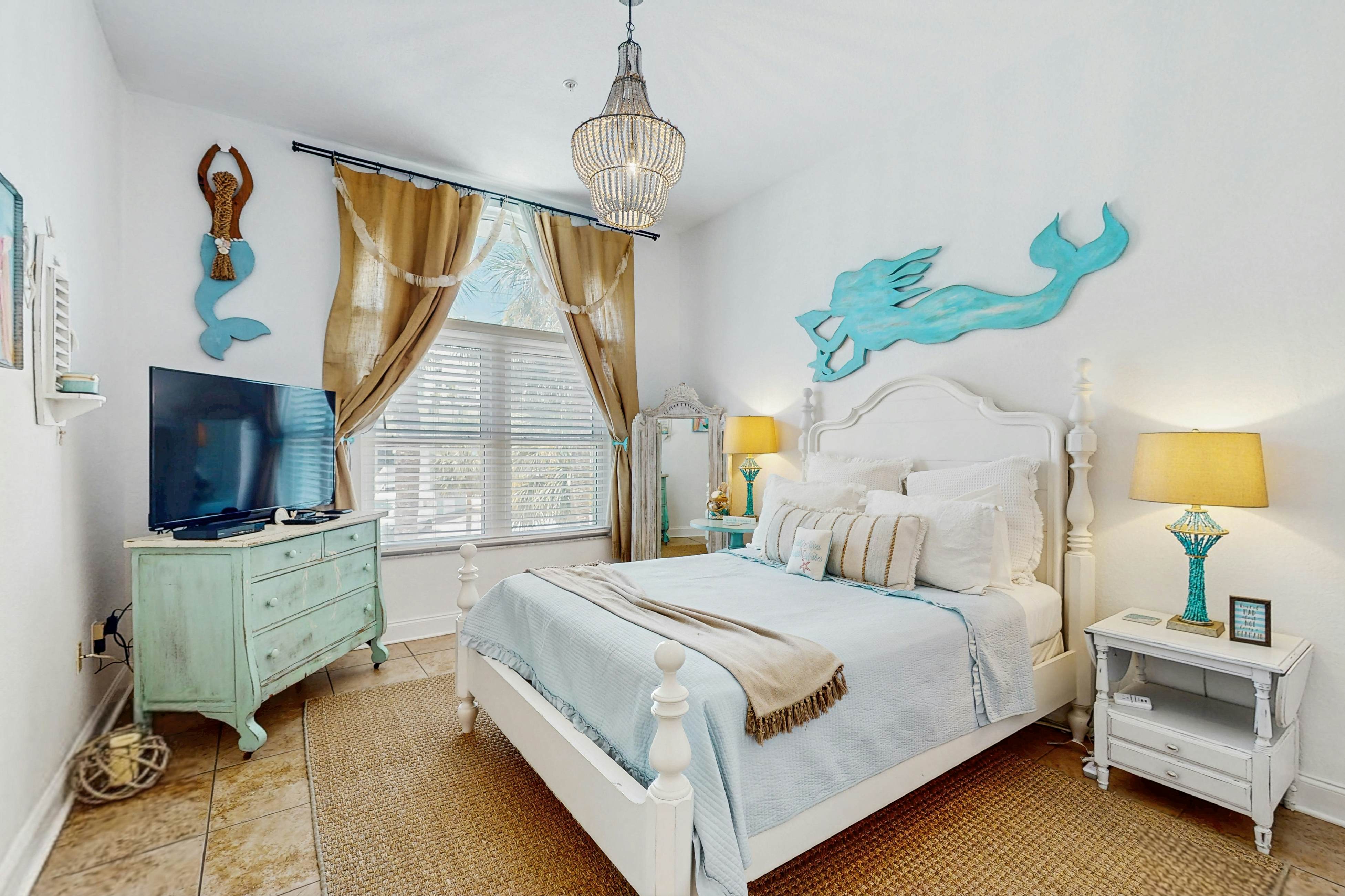 Steps to Gulf beaches, family friendly condo with water views, shared pool, AC