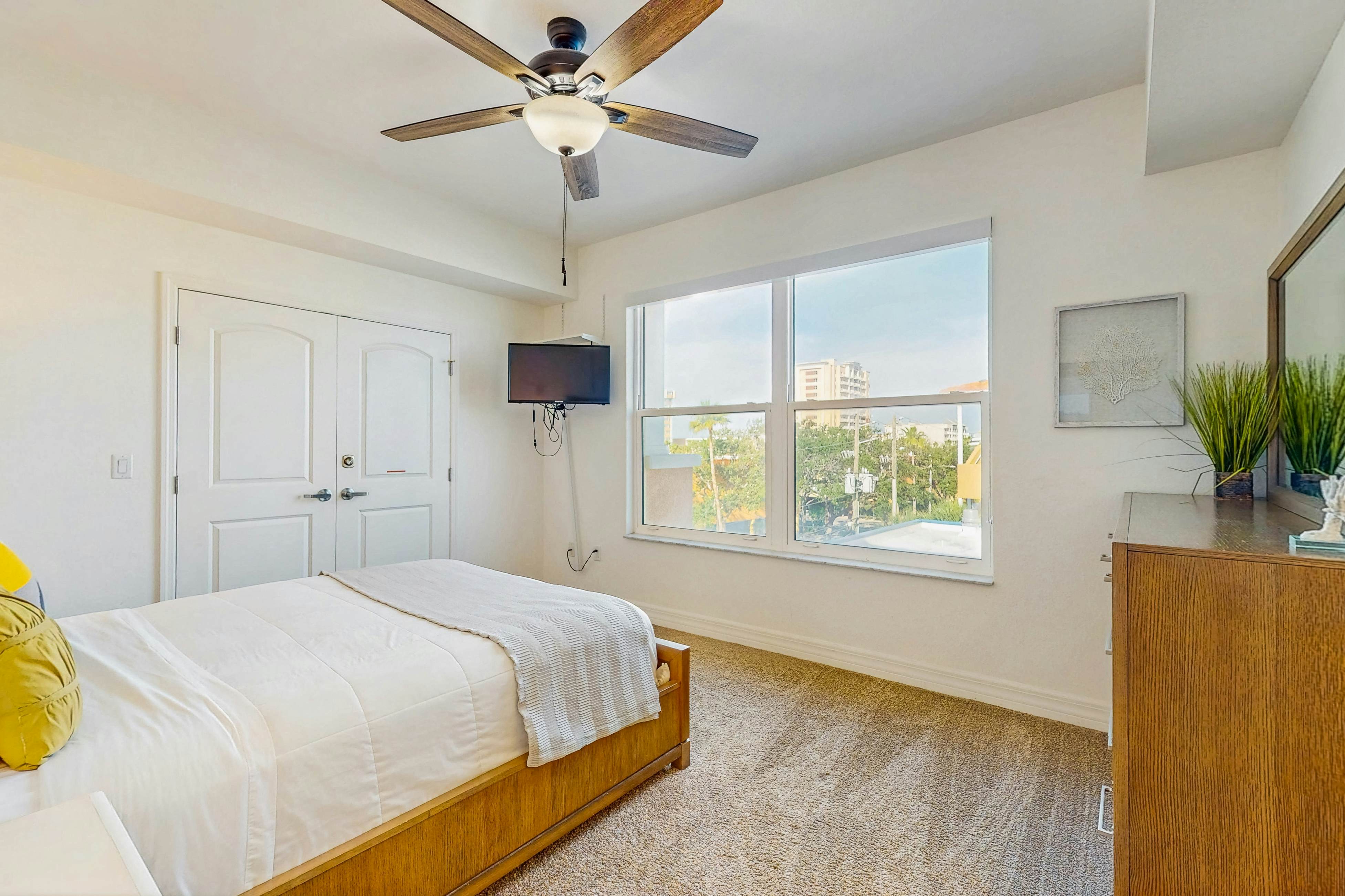 Waterfront Condo w/ WiFi, Washer/Dryer, & Central AC - Snowbird-Friendly