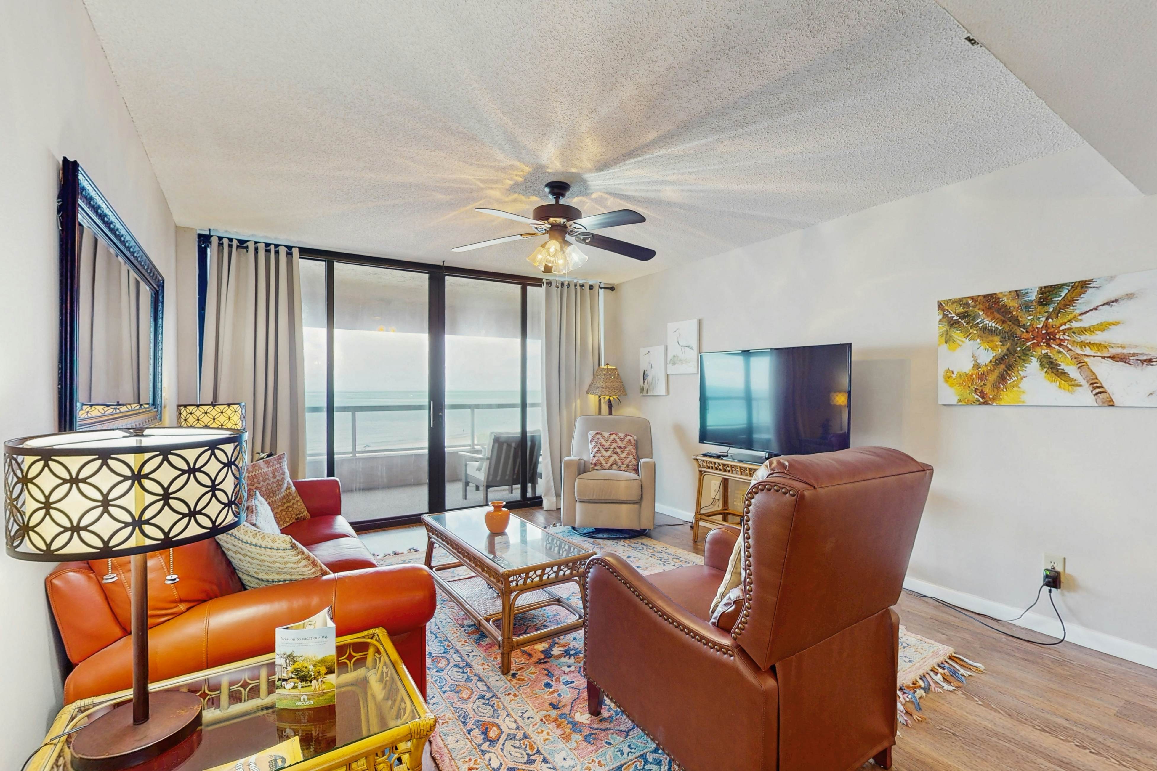 Beachfront condo with great views, balcony, heated pool, sauna & hot tub