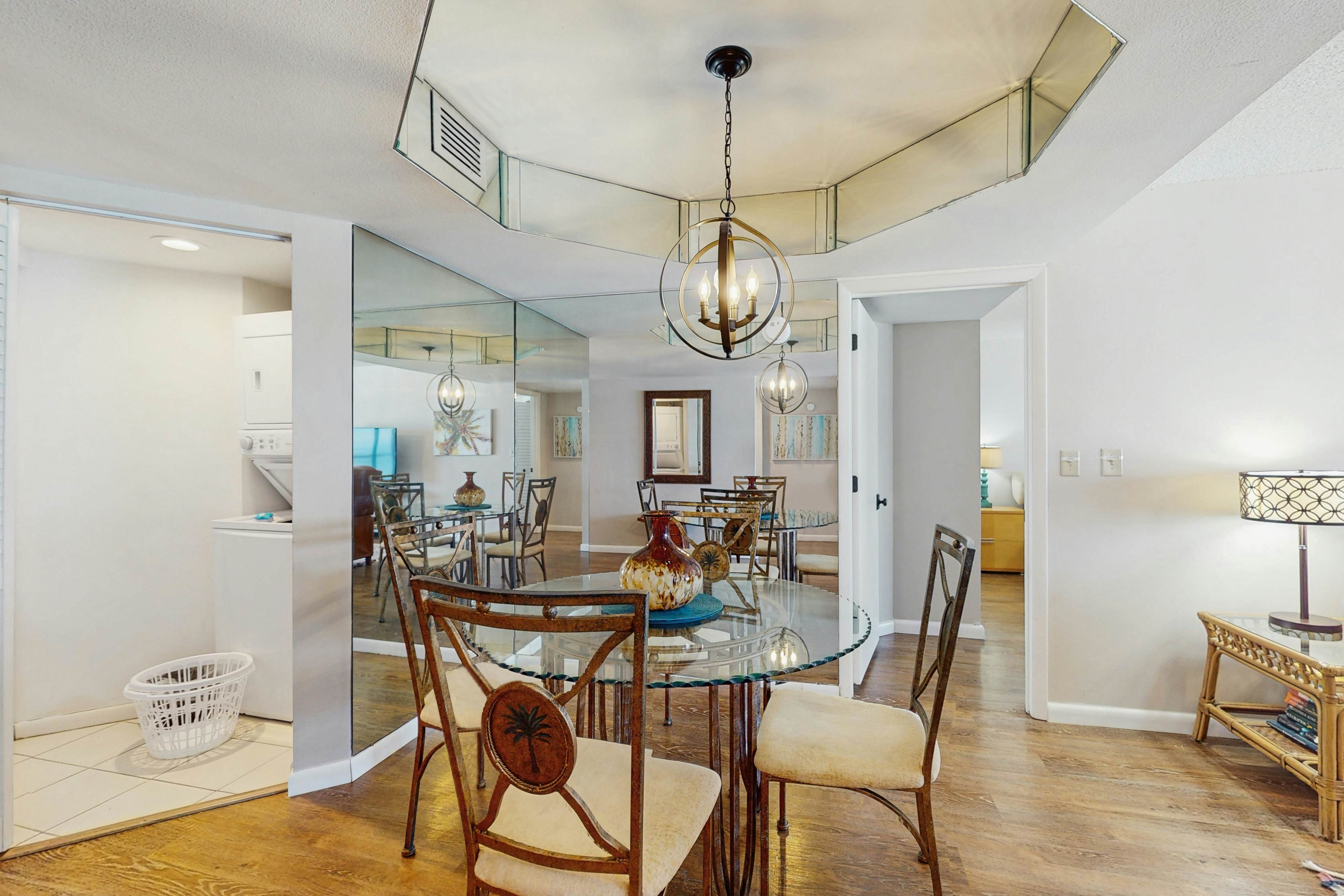 Beachfront condo with great views, balcony, heated pool, sauna & hot tub