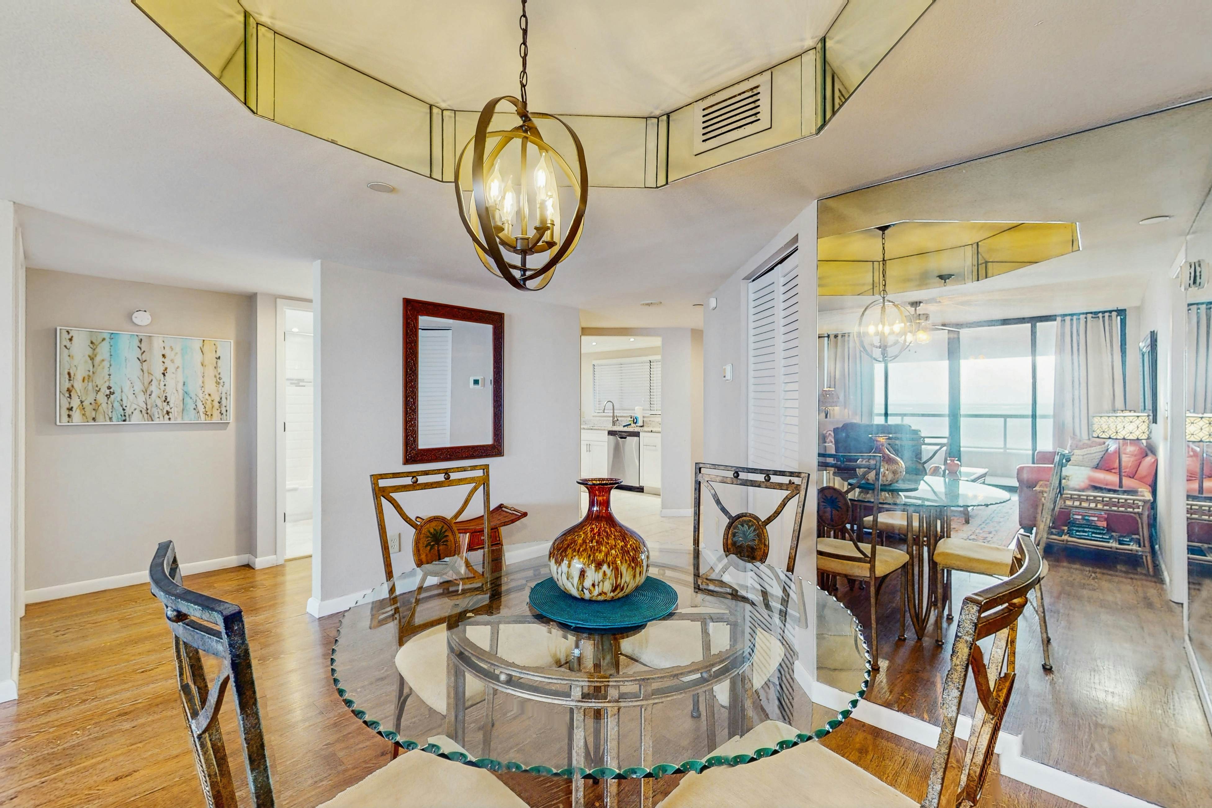 Beachfront condo with great views, balcony, heated pool, sauna & hot tub