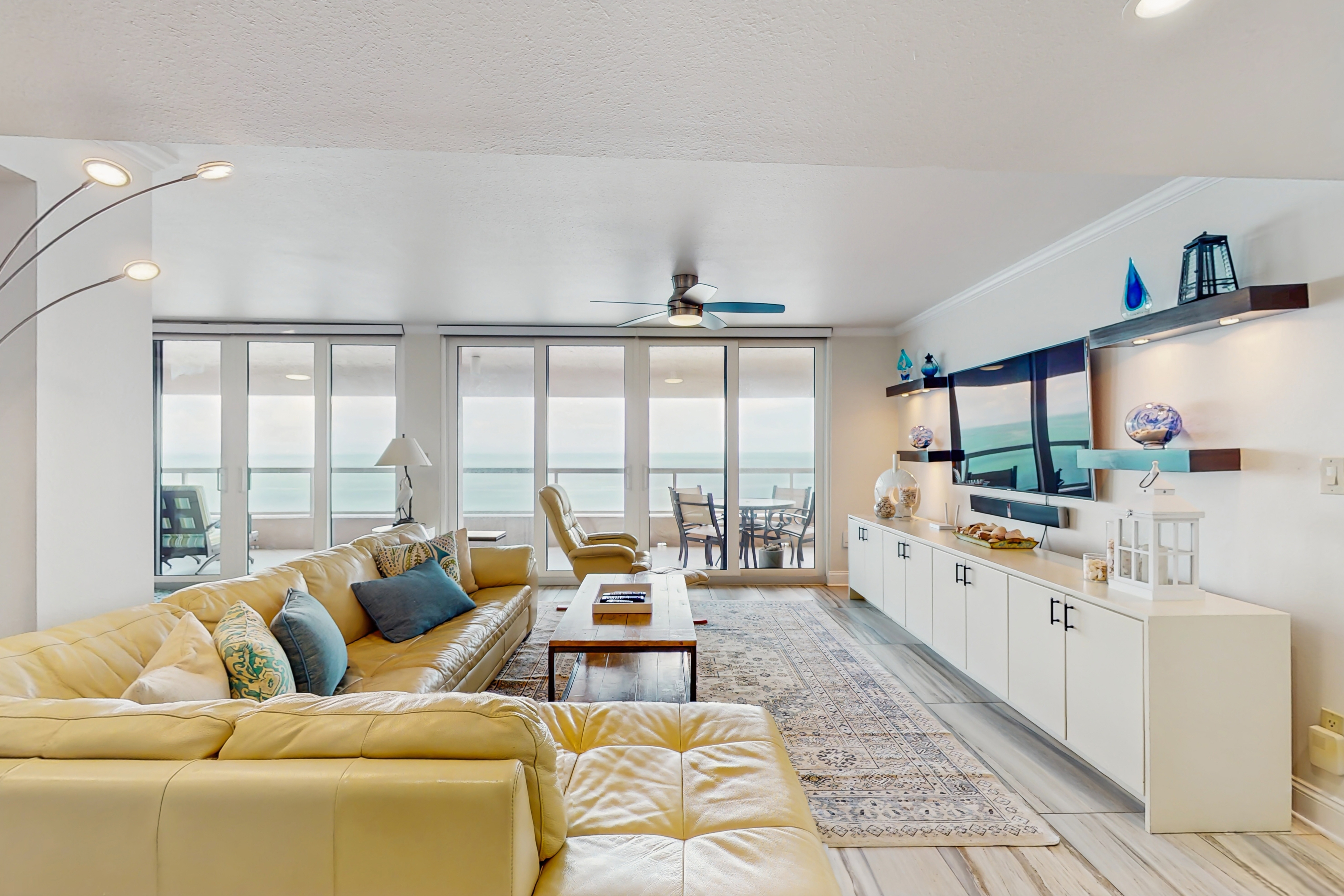 Luxe penthouse with balcony sweeping views heated pool spa hot tub and gym