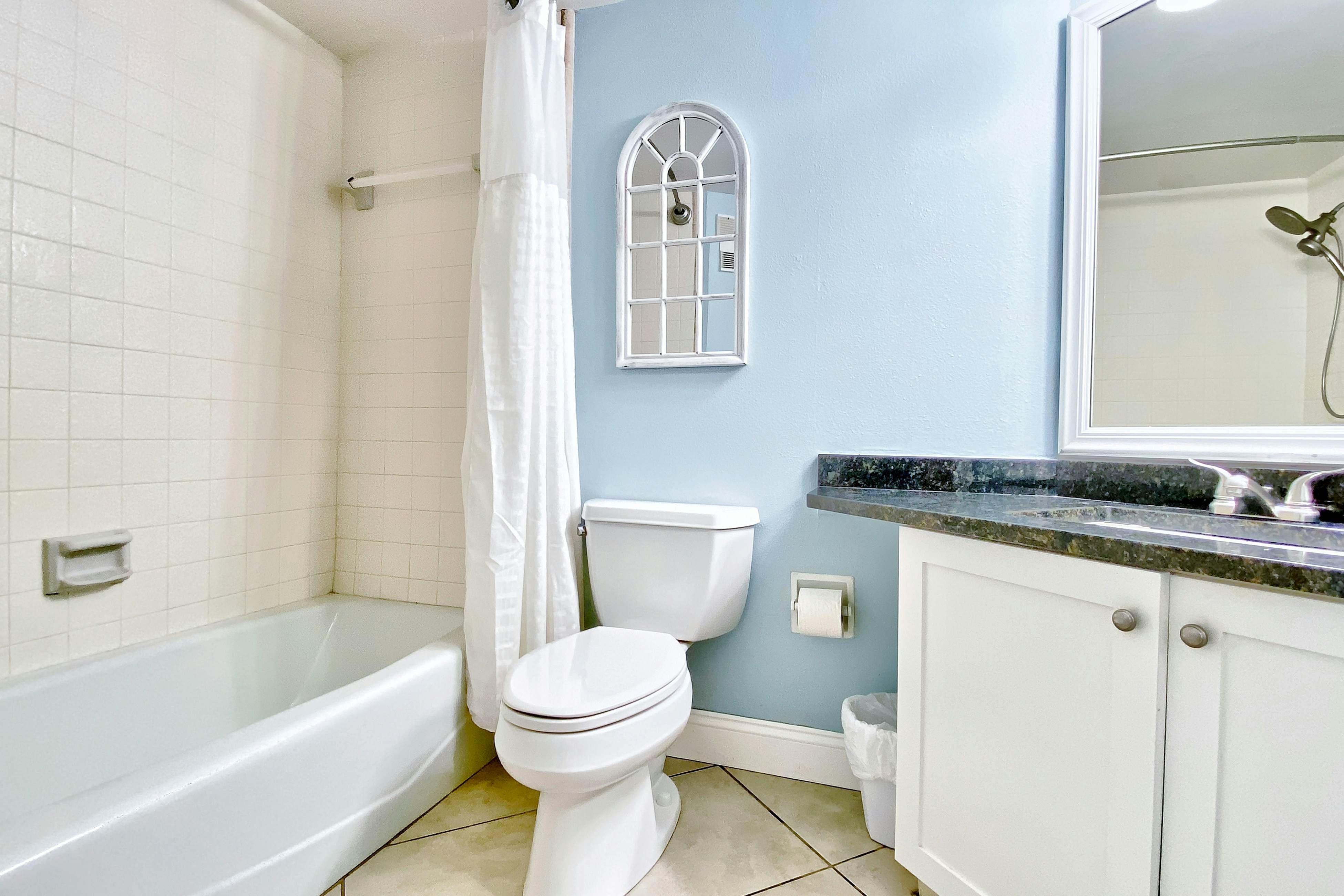 Stunning beachfront escape with heated pool, hot tub & Gulf-view balcony