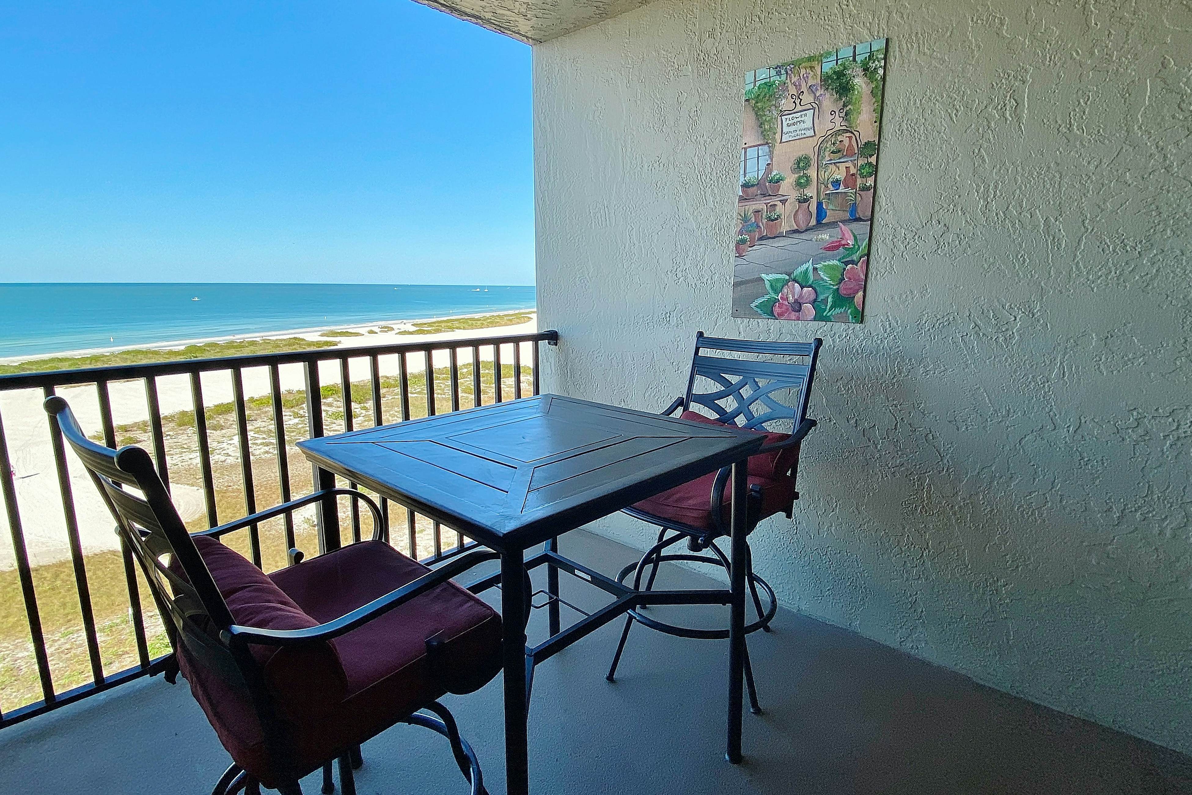 Stunning beachfront escape with heated pool, hot tub & Gulf-view balcony