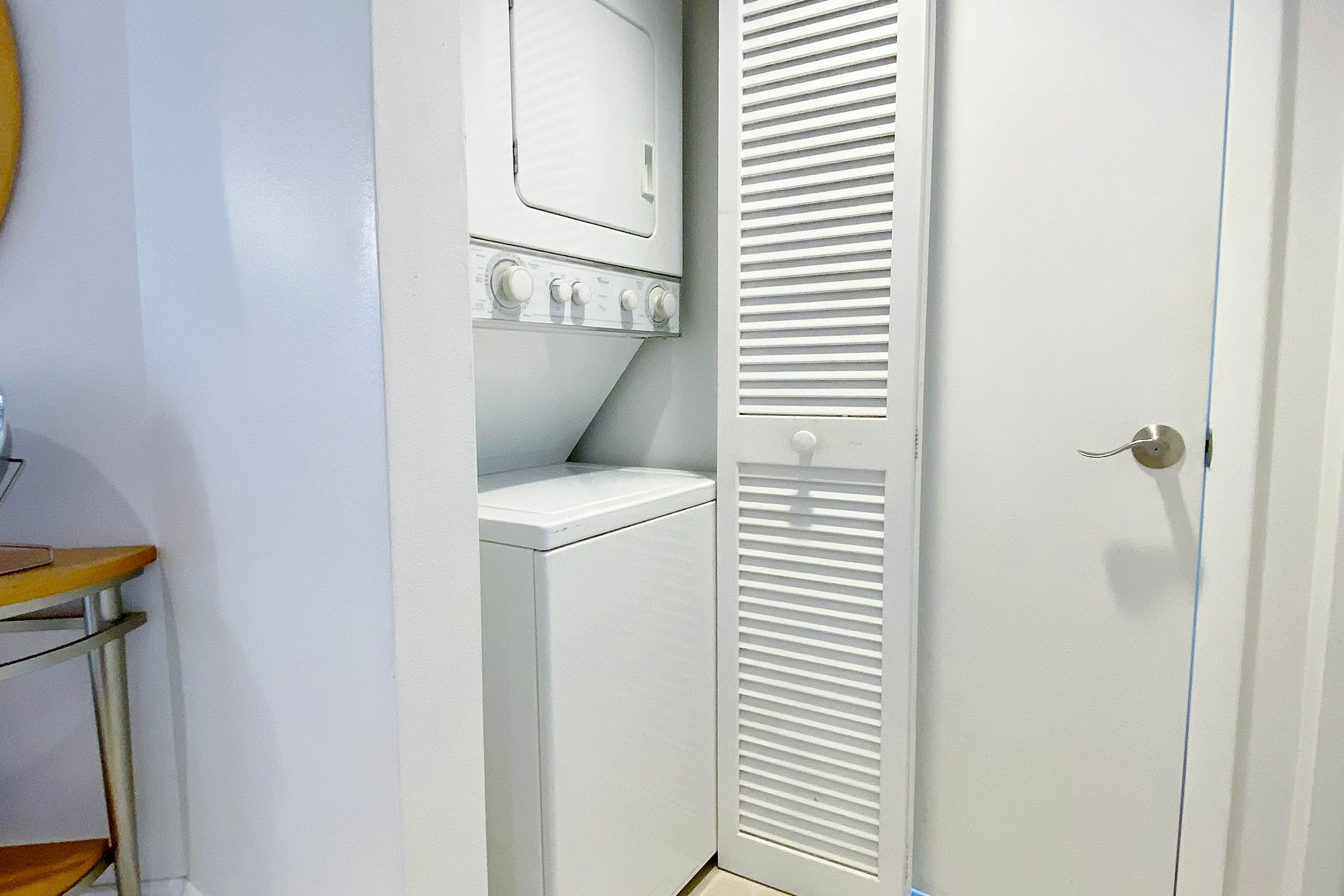 Stunning beachfront escape with heated pool, hot tub & Gulf-view balcony