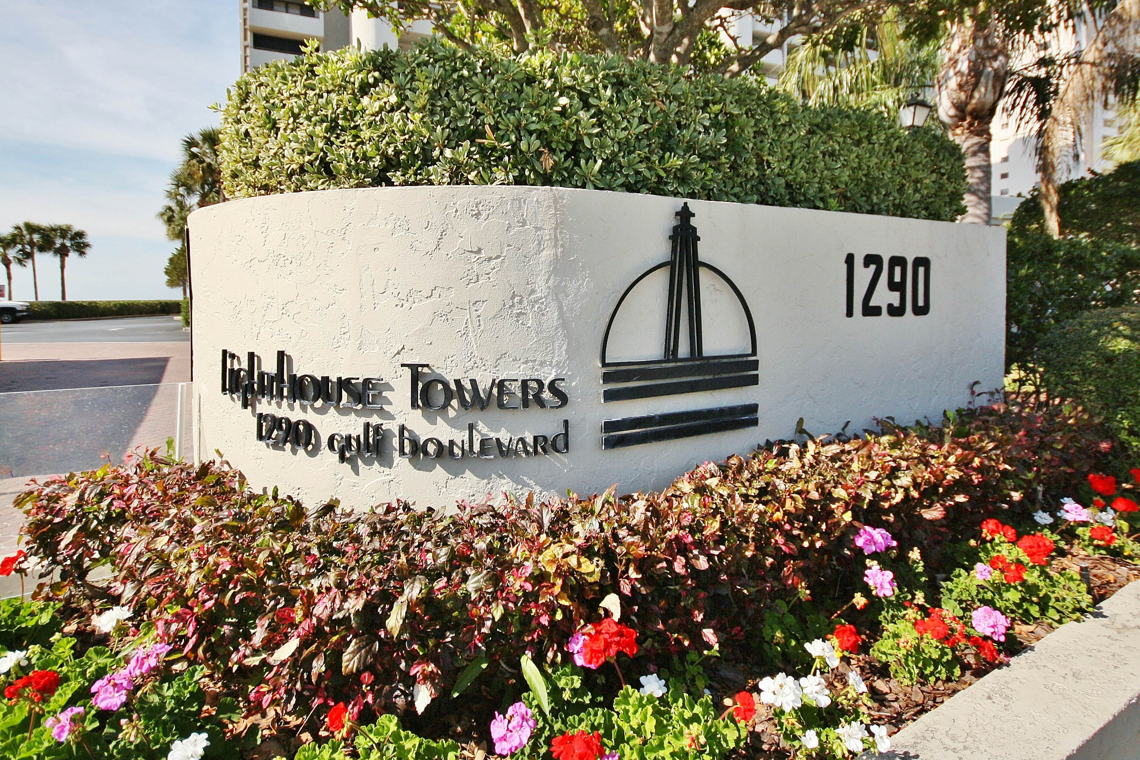 Stunning beachfront escape with heated pool, hot tub & Gulf-view balcony