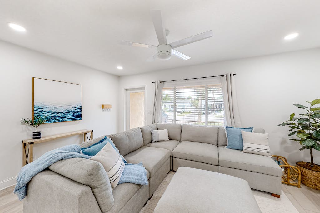 Fully renovated home with furnished patio washer dryer AC walk to the beach