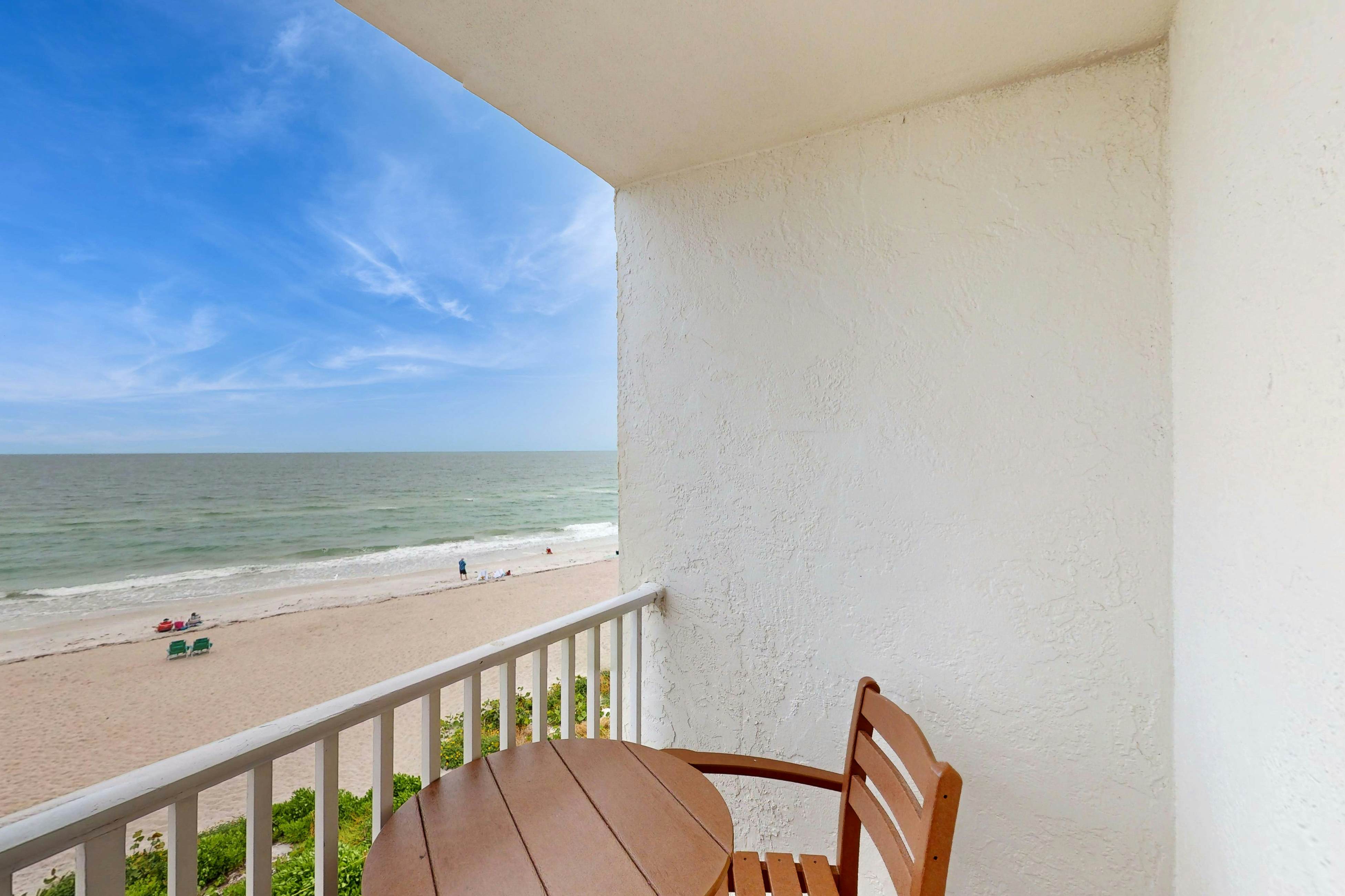 Gulf-front condo with pool, beach access, balcony & central AC - dog-friendly