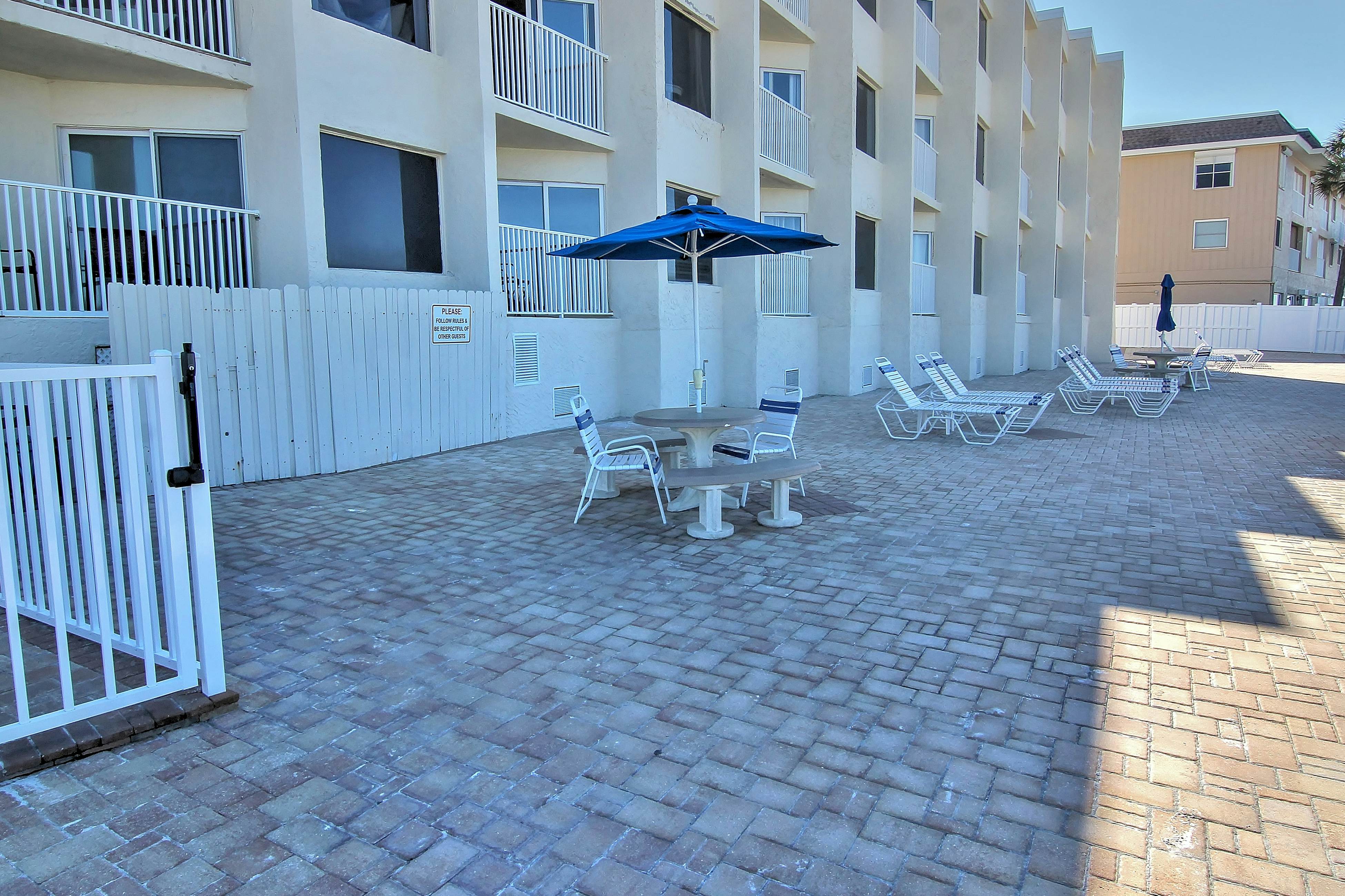 Gulf-front condo with pool, beach access, balcony & central AC - dog-friendly