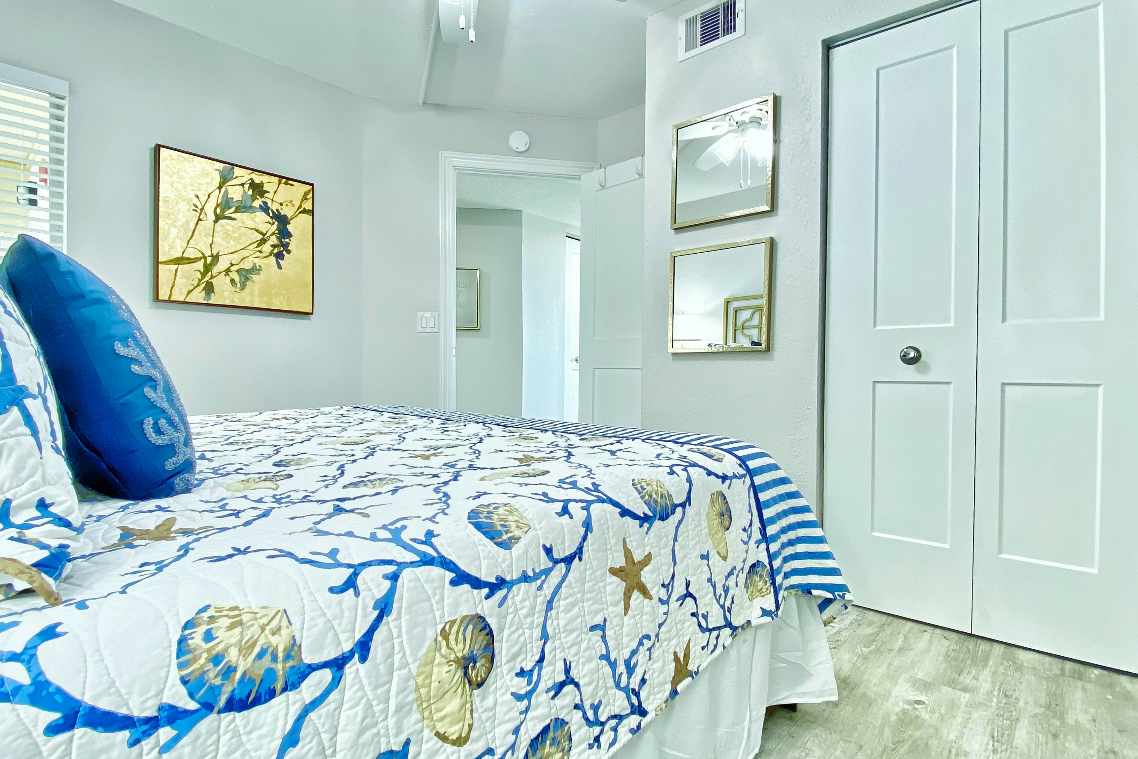 Inviting Gulf front condo with pool beach access private balcony and central AC