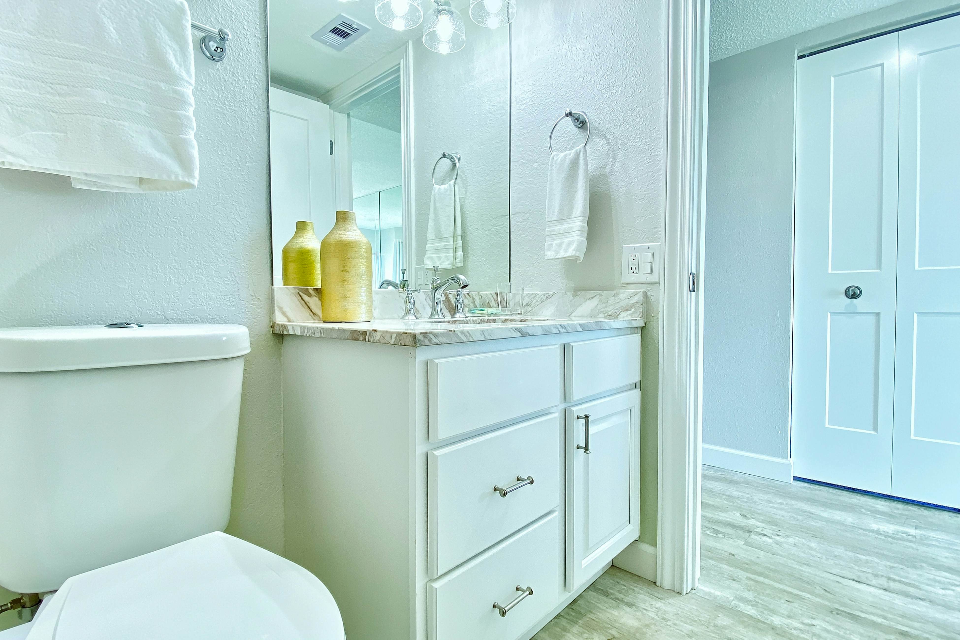 Inviting Gulf front condo with pool beach access private balcony and central AC