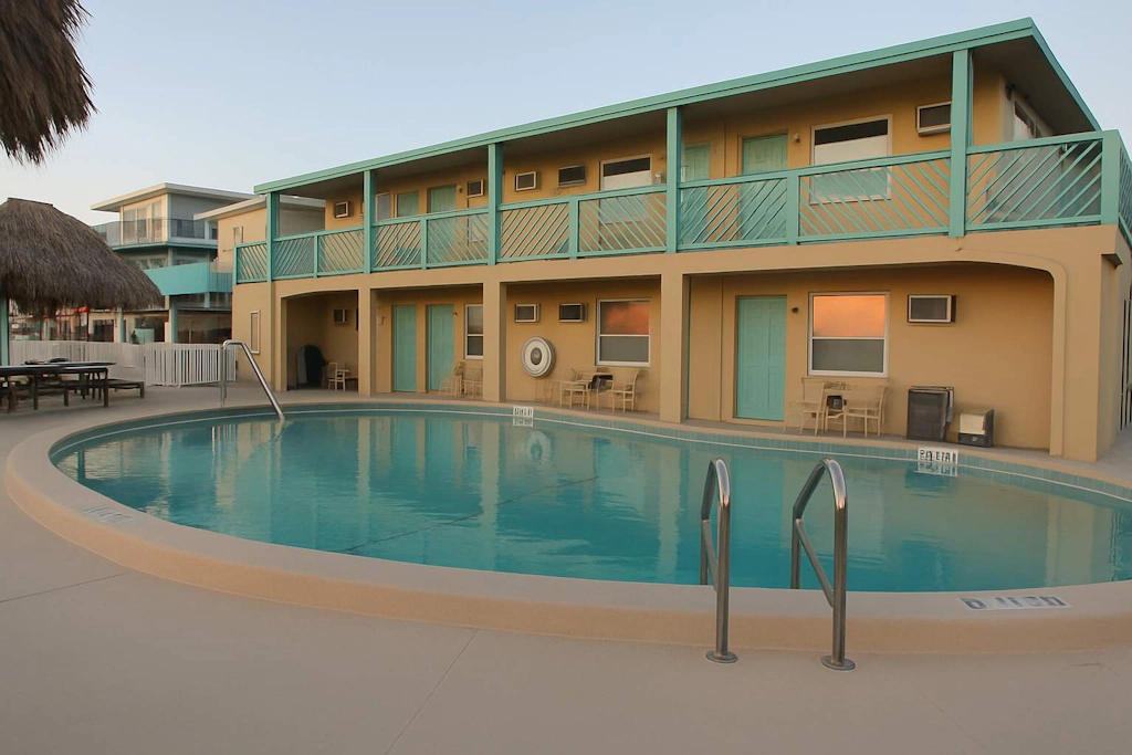 Charming Gulf front condo with views of Belleair Beach outdoor pool central AC