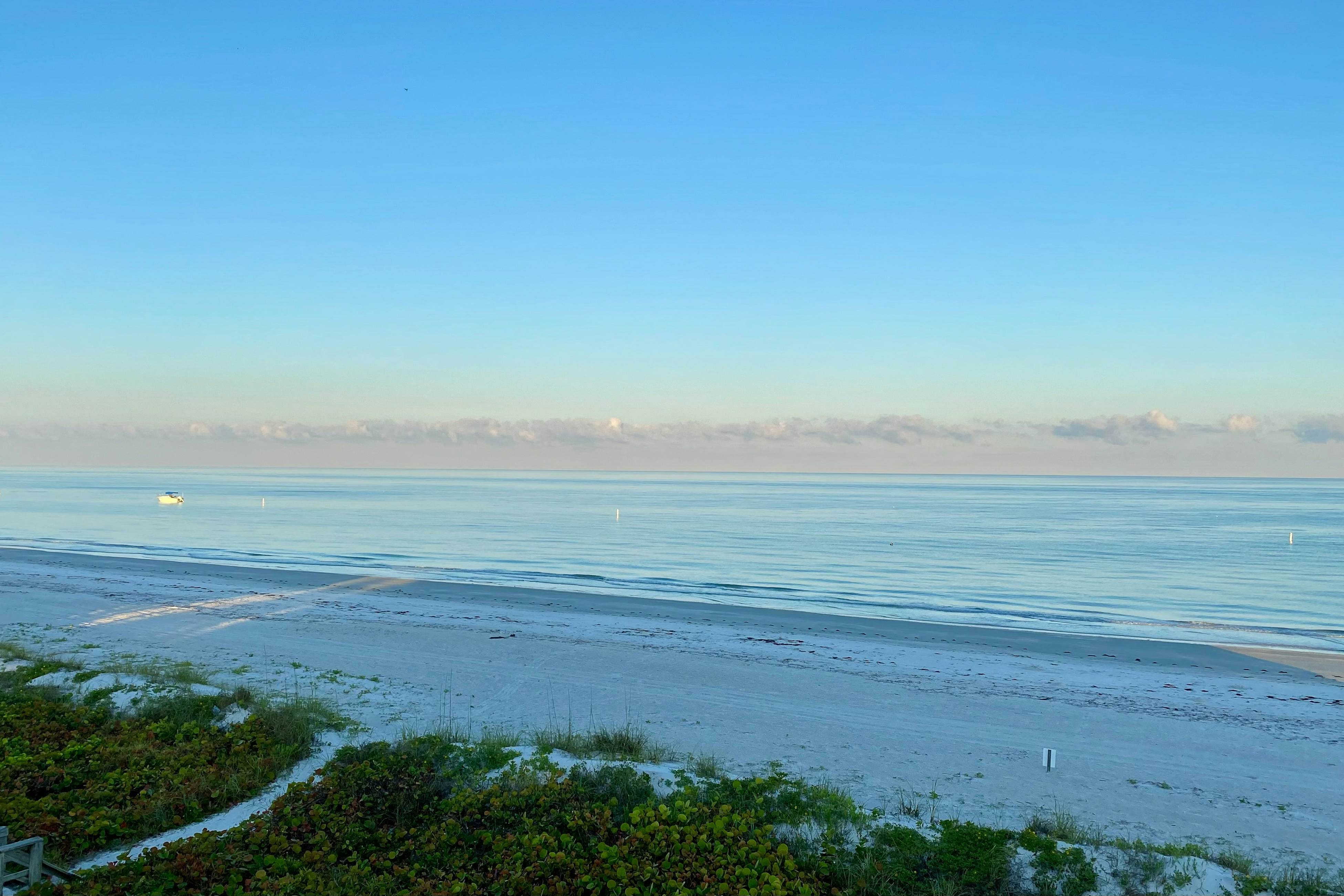 Gulf-front penthouse on Belleair Beach