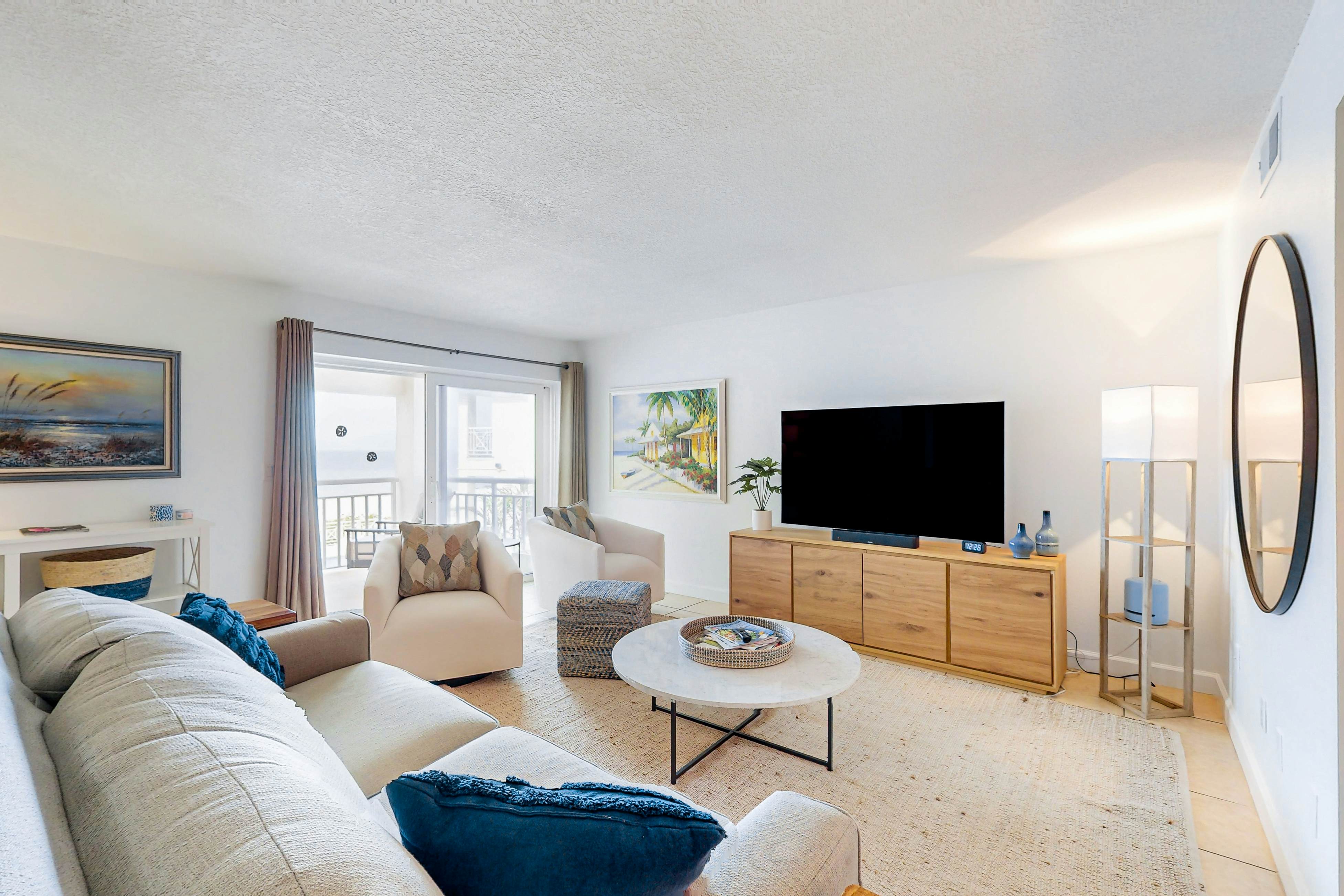 Waterfront condo with amazing ocean view, resort pool, beach access, & W/D