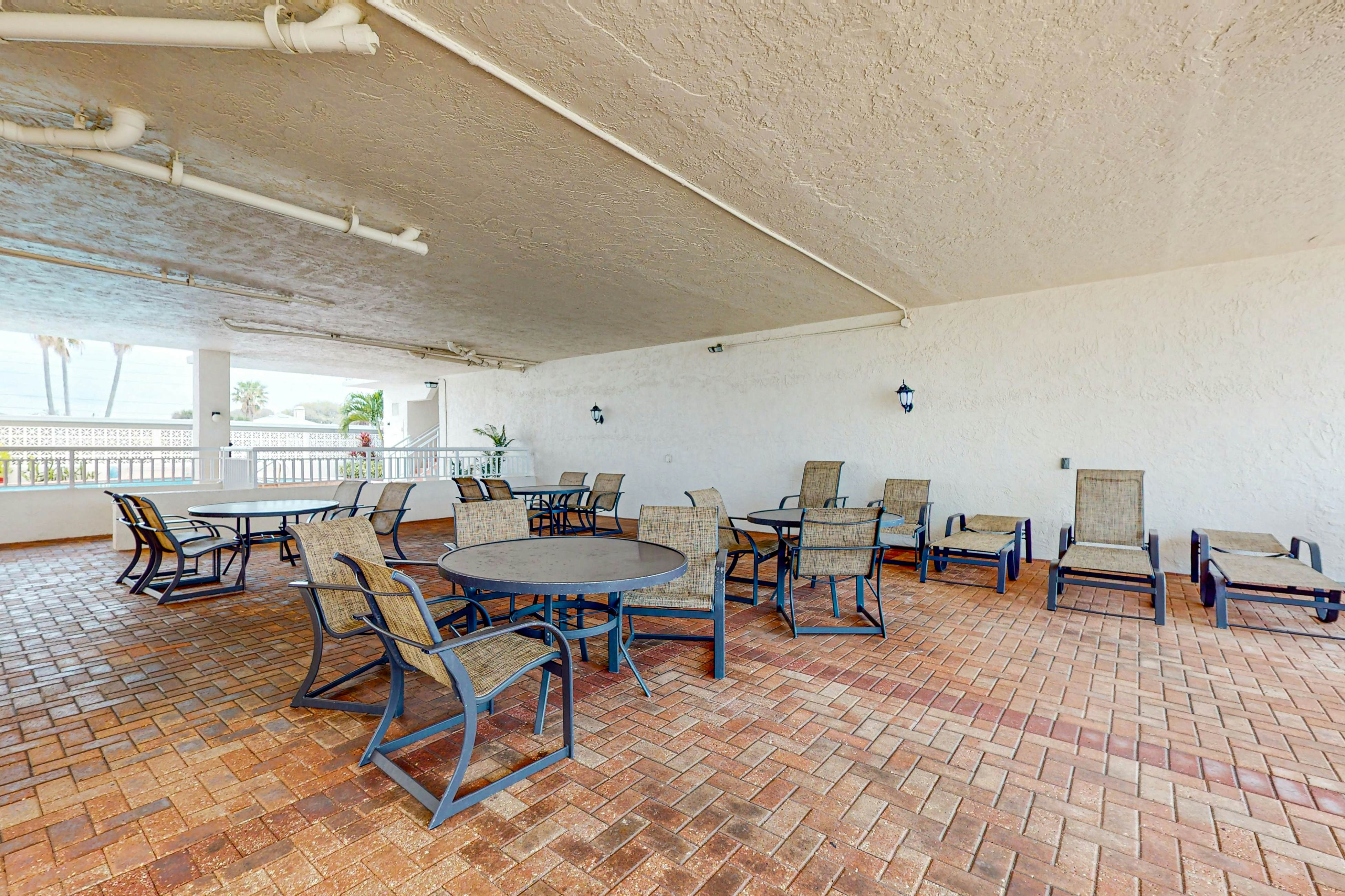 Waterfront condo with amazing ocean view, resort pool, beach access, & W/D