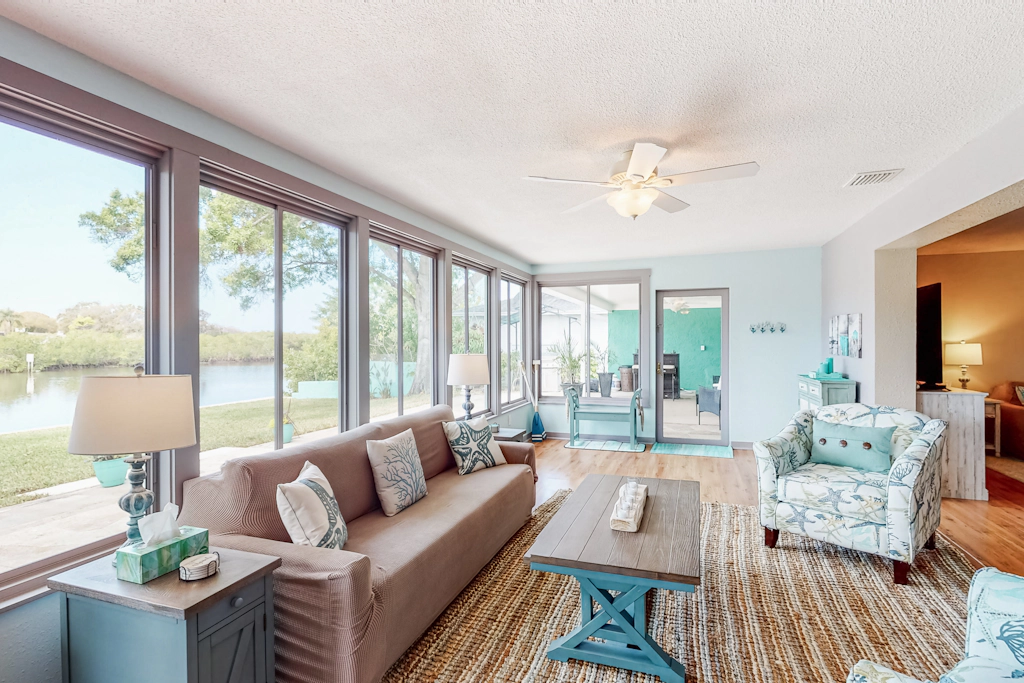 Unique Tropical Waterfront Retreat w/Private Dock, WiFi &Yard