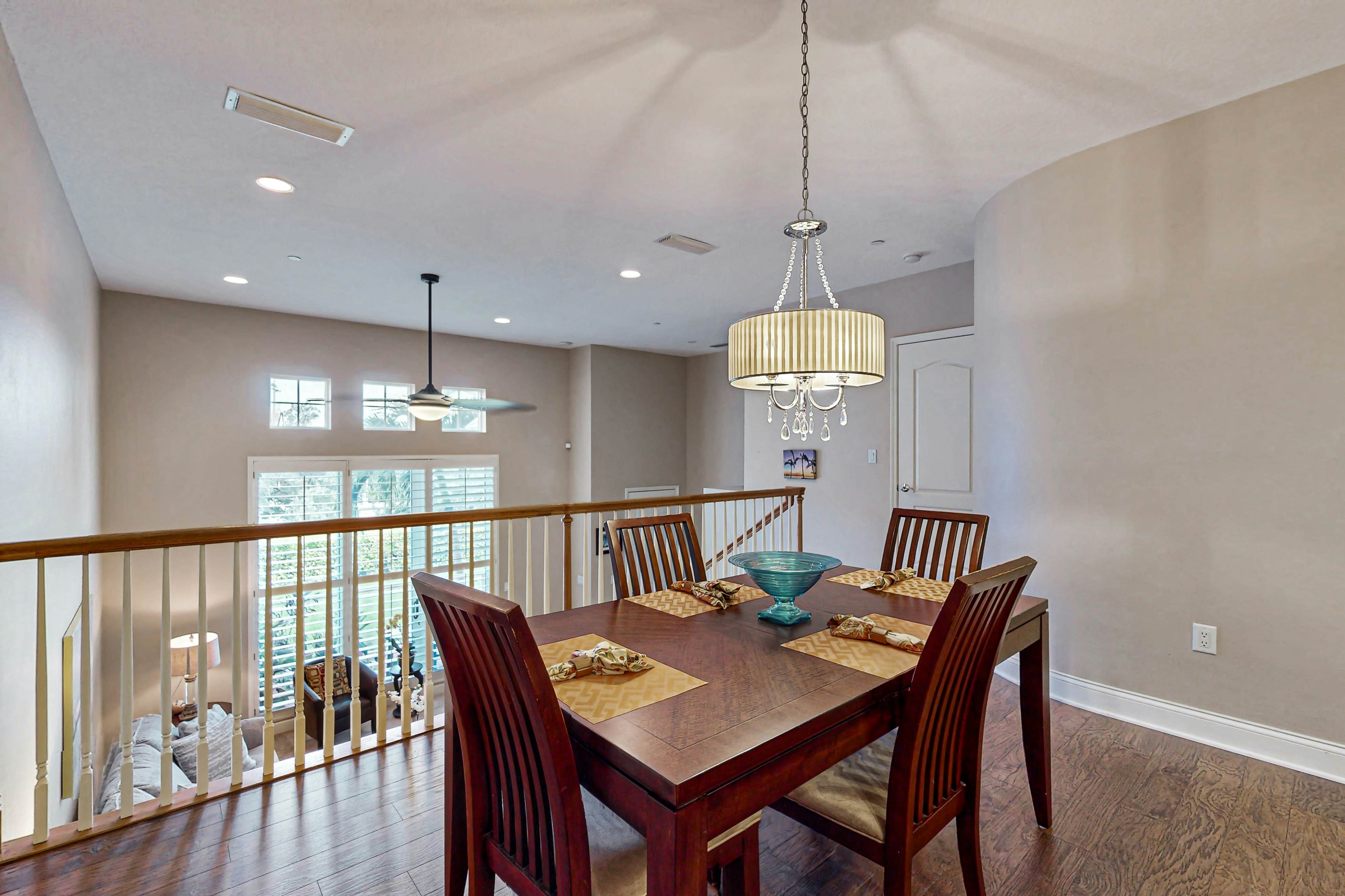 Spacious townhome in prime location w/patio, heated pool, hot tub, pool spa, gym