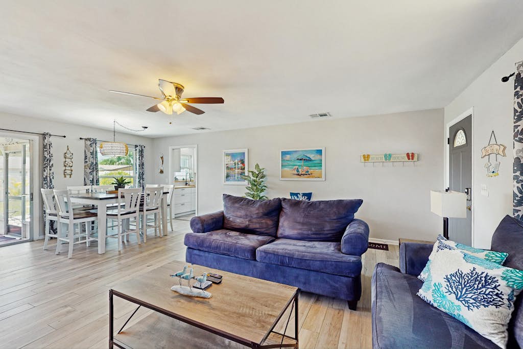 Inviting ranch home near the beach Florida room alfresco dining