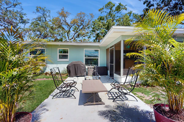 Inviting ranch home near the beach Florida room alfresco dining