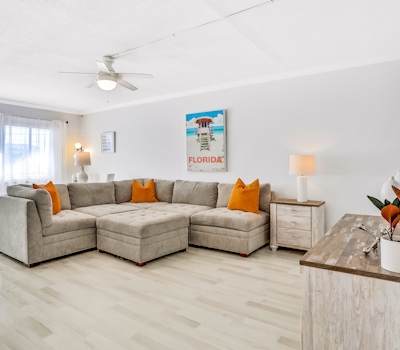 Relaxing condo with balcony WD central AC and kitchen snowbird friendly