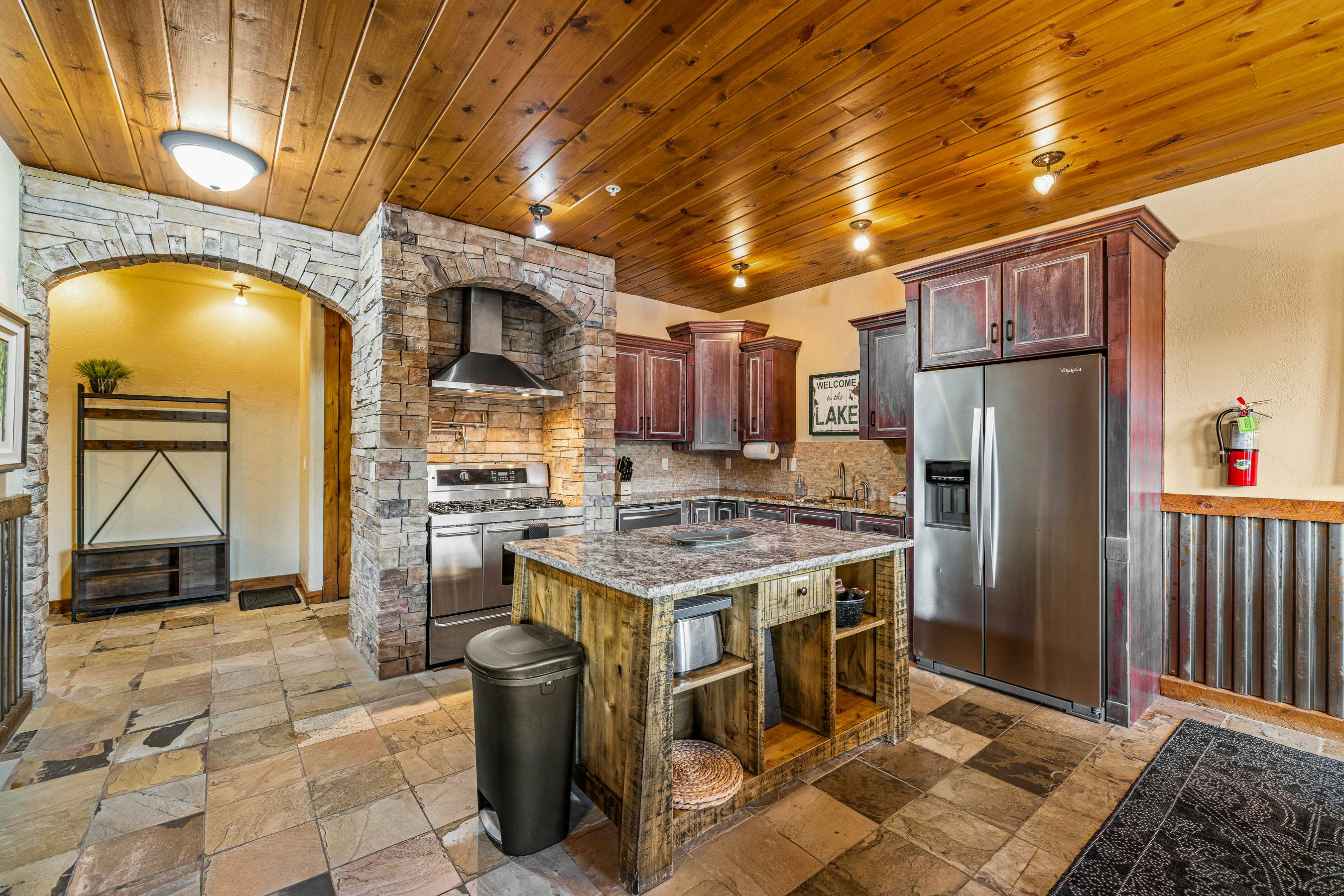 TimberCrest Downtown Lakeview Condo South