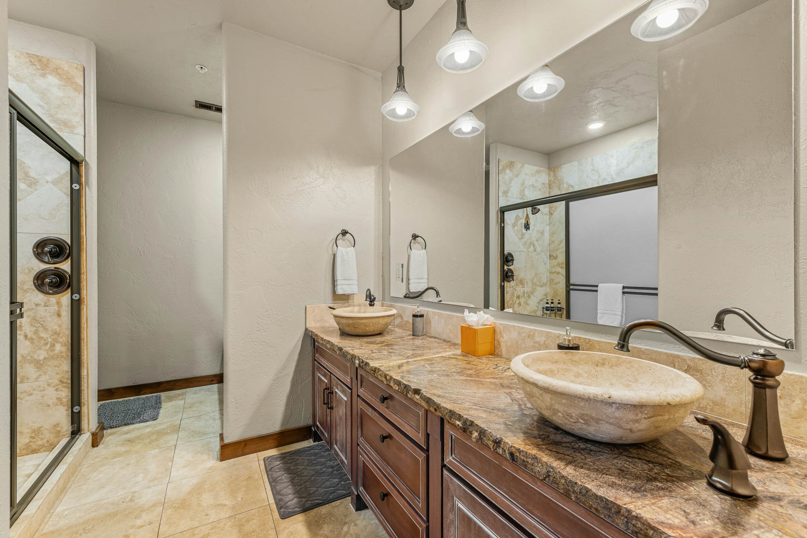 TimberCrest Downtown Lakeview Condo South