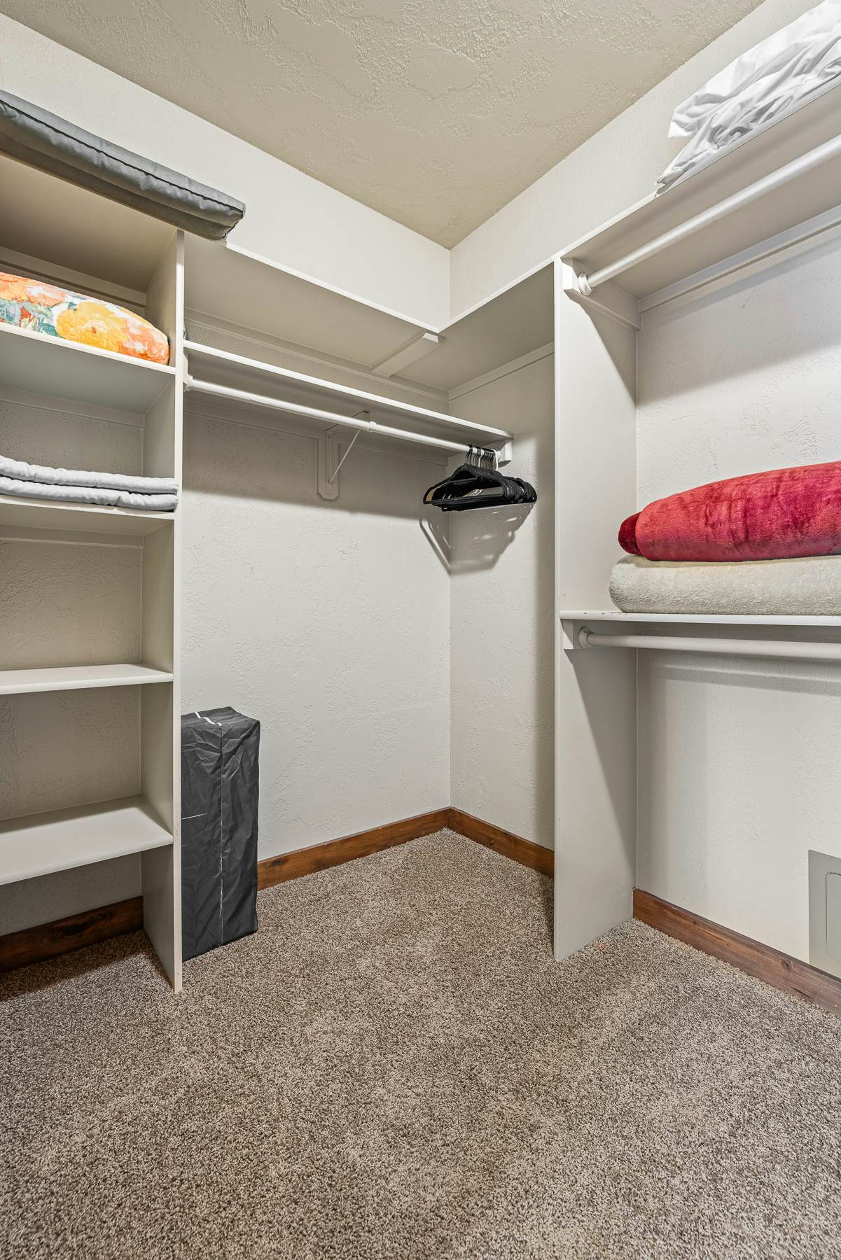 TimberCrest Downtown Lakeview Condo South