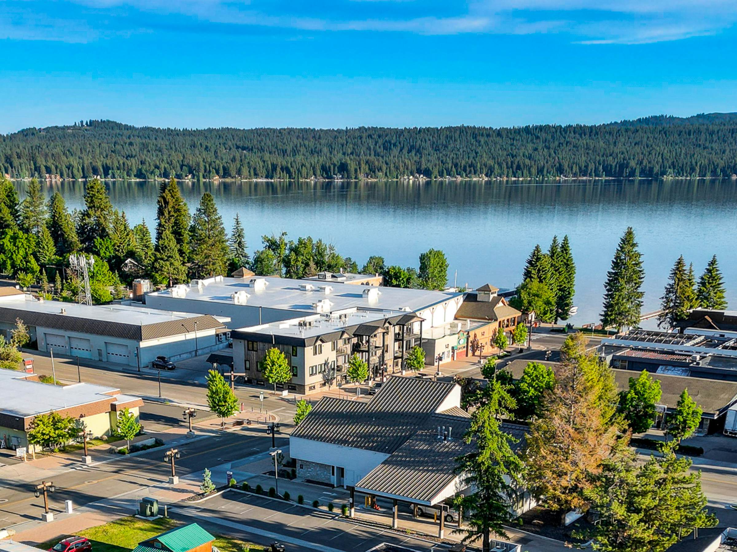 TimberCrest Downtown Lakeview Condo South