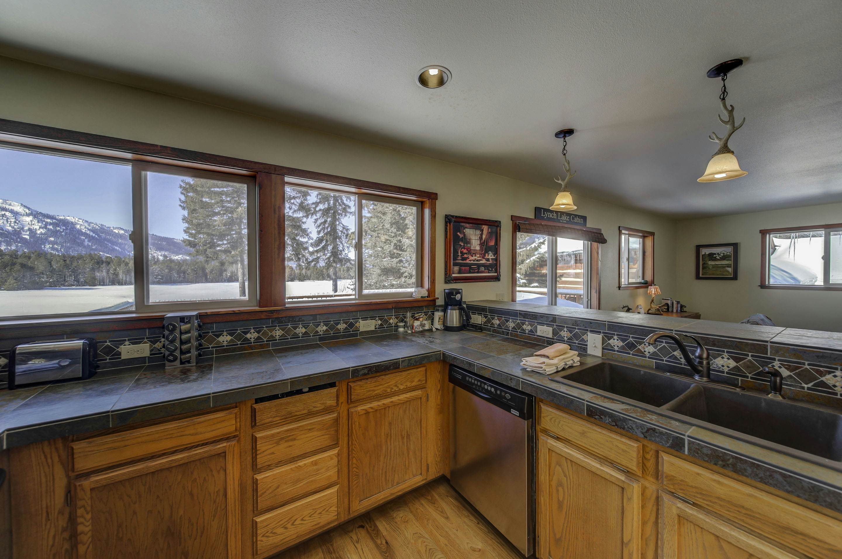 Lakefront Escape formerly Hereford Lakehouse Custom Home