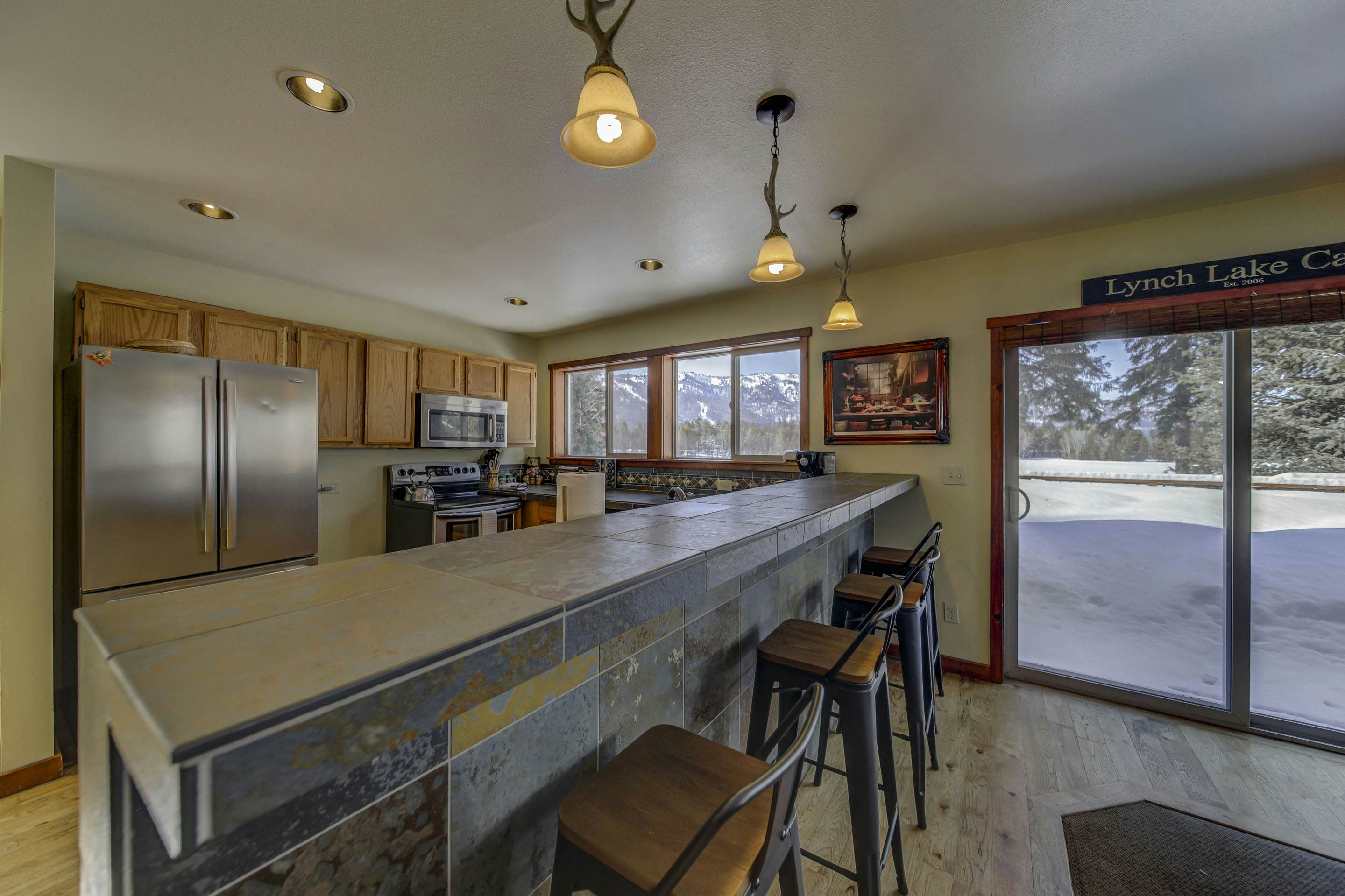 Lakefront Escape formerly Hereford Lakehouse Custom Home