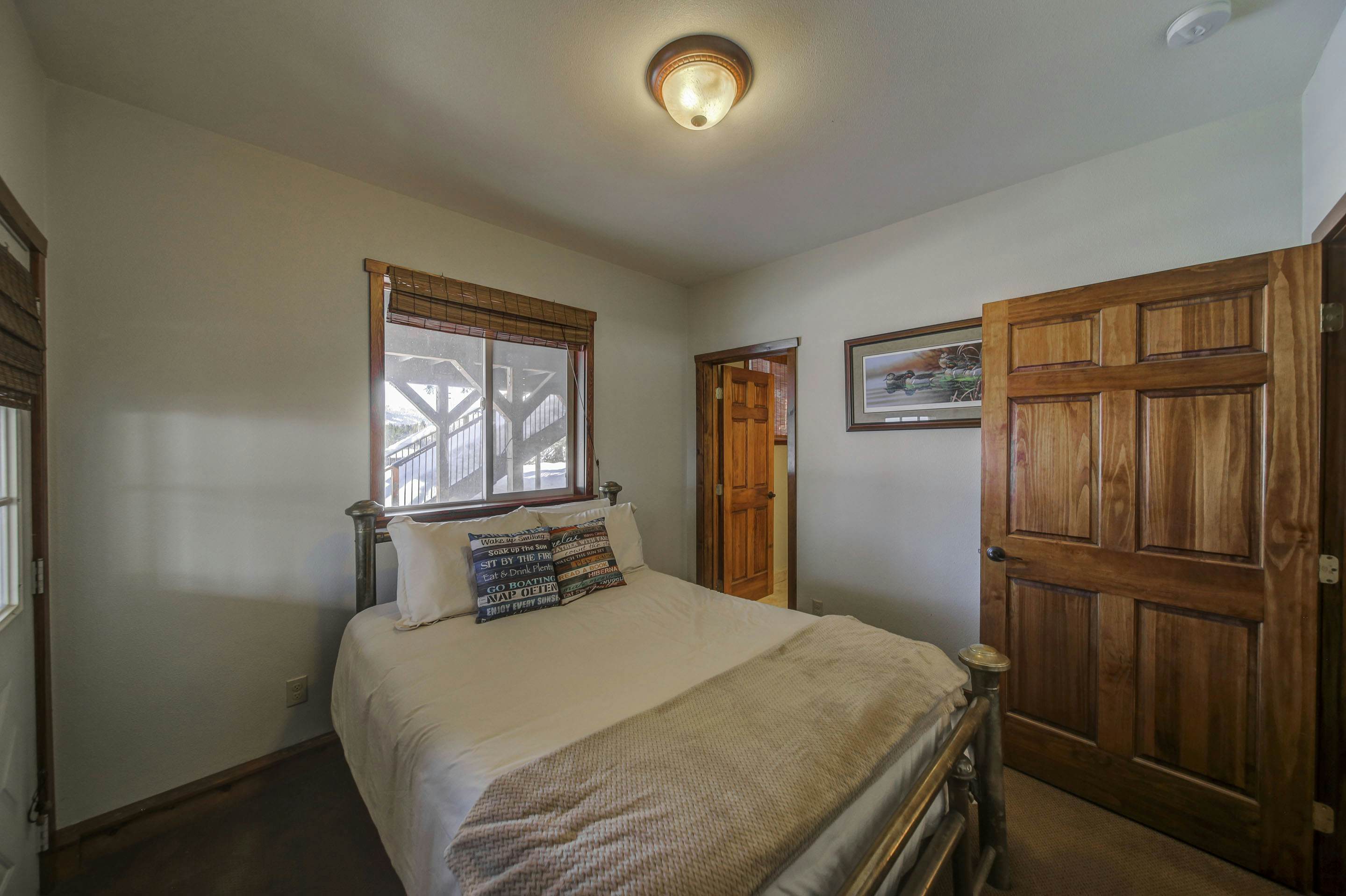 Lakefront Escape formerly Hereford Lakehouse Custom Home