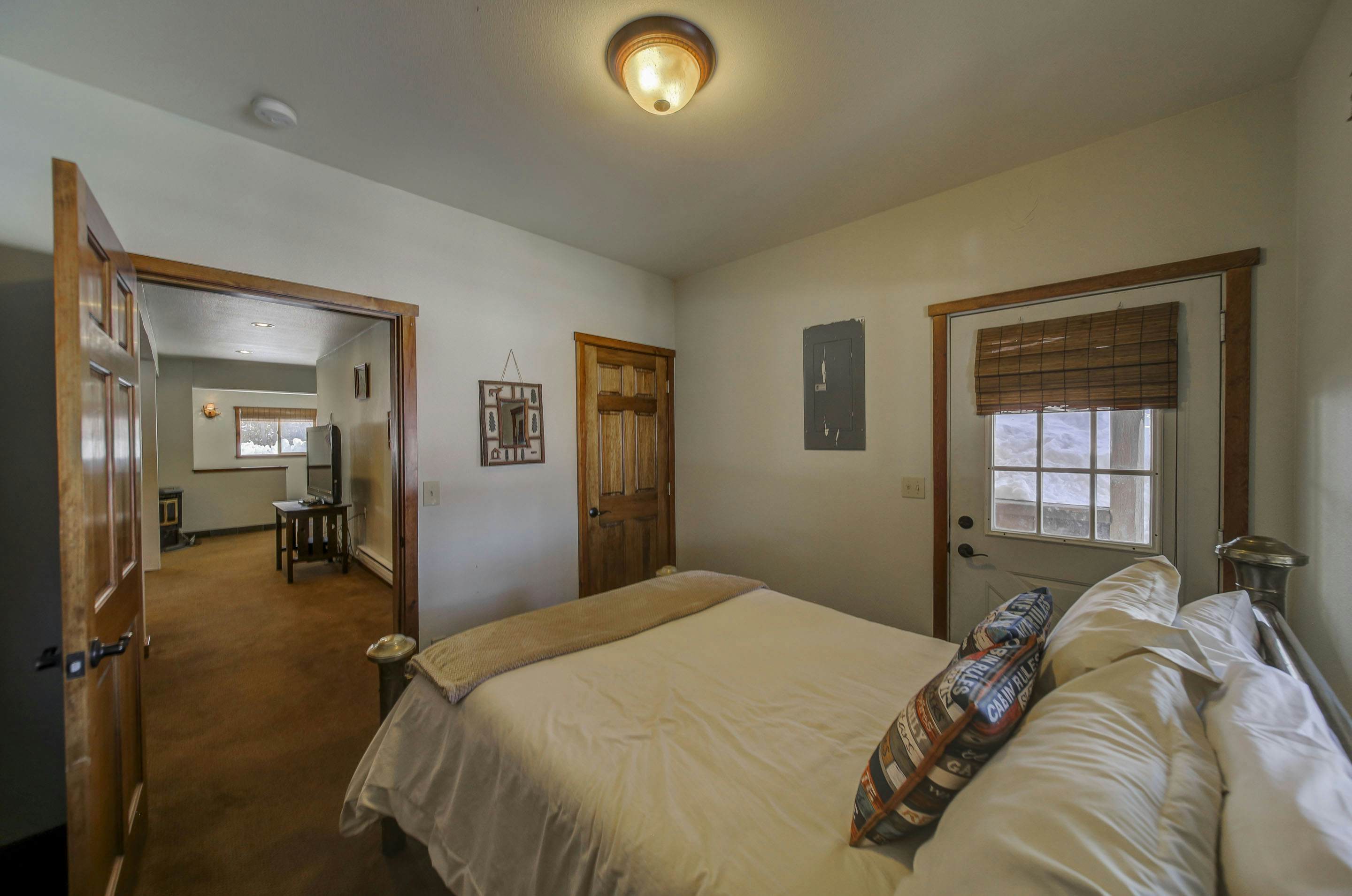 Lakefront Escape formerly Hereford Lakehouse Custom Home