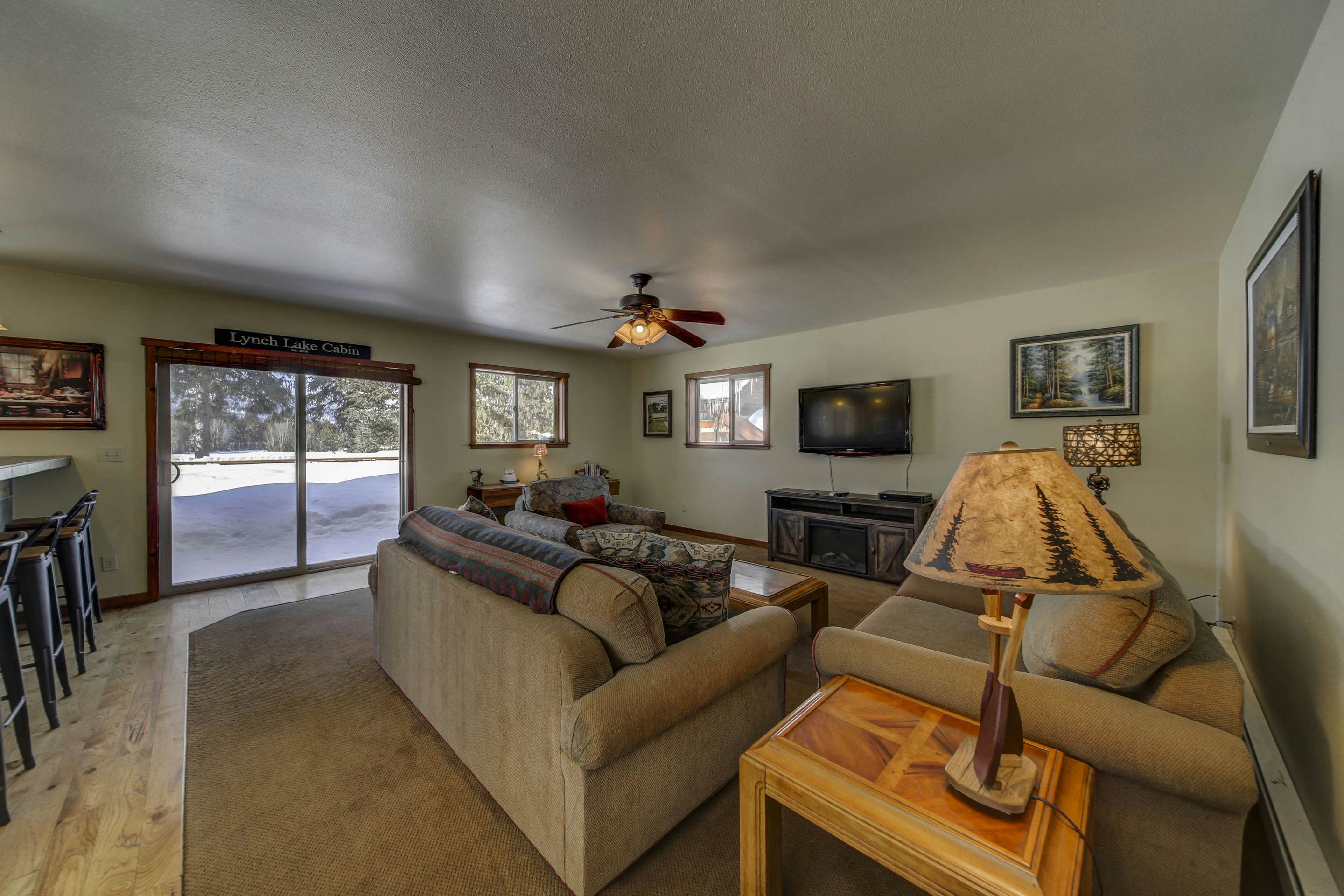 Lakefront Escape formerly Hereford Lakehouse Custom Home