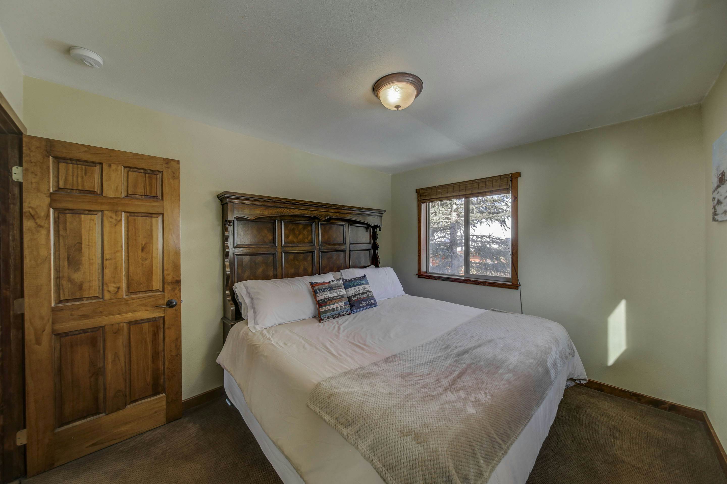 Lakefront Escape formerly Hereford Lakehouse Custom Home