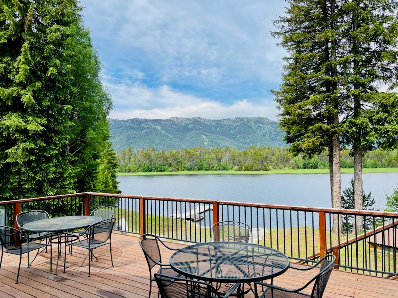 Lakefront Escape formerly Hereford Lakehouse Custom Home