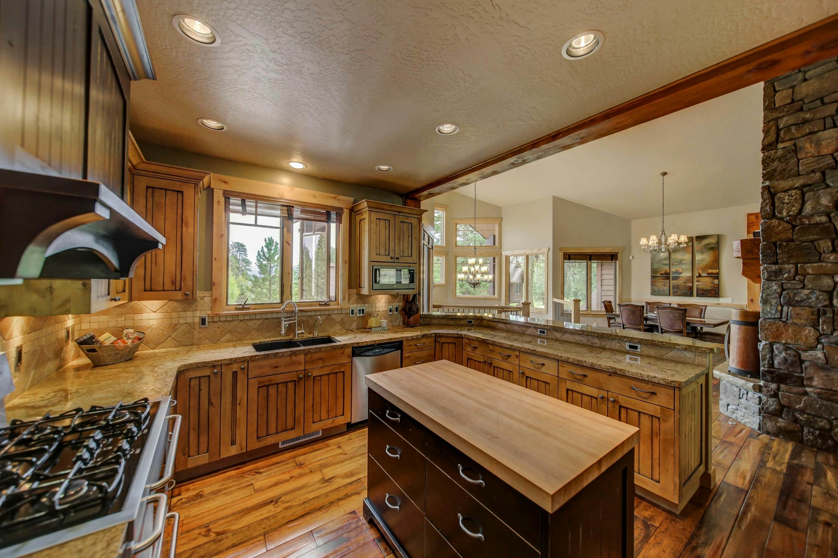 Bear Discovery Custom Tamarack Estate Home