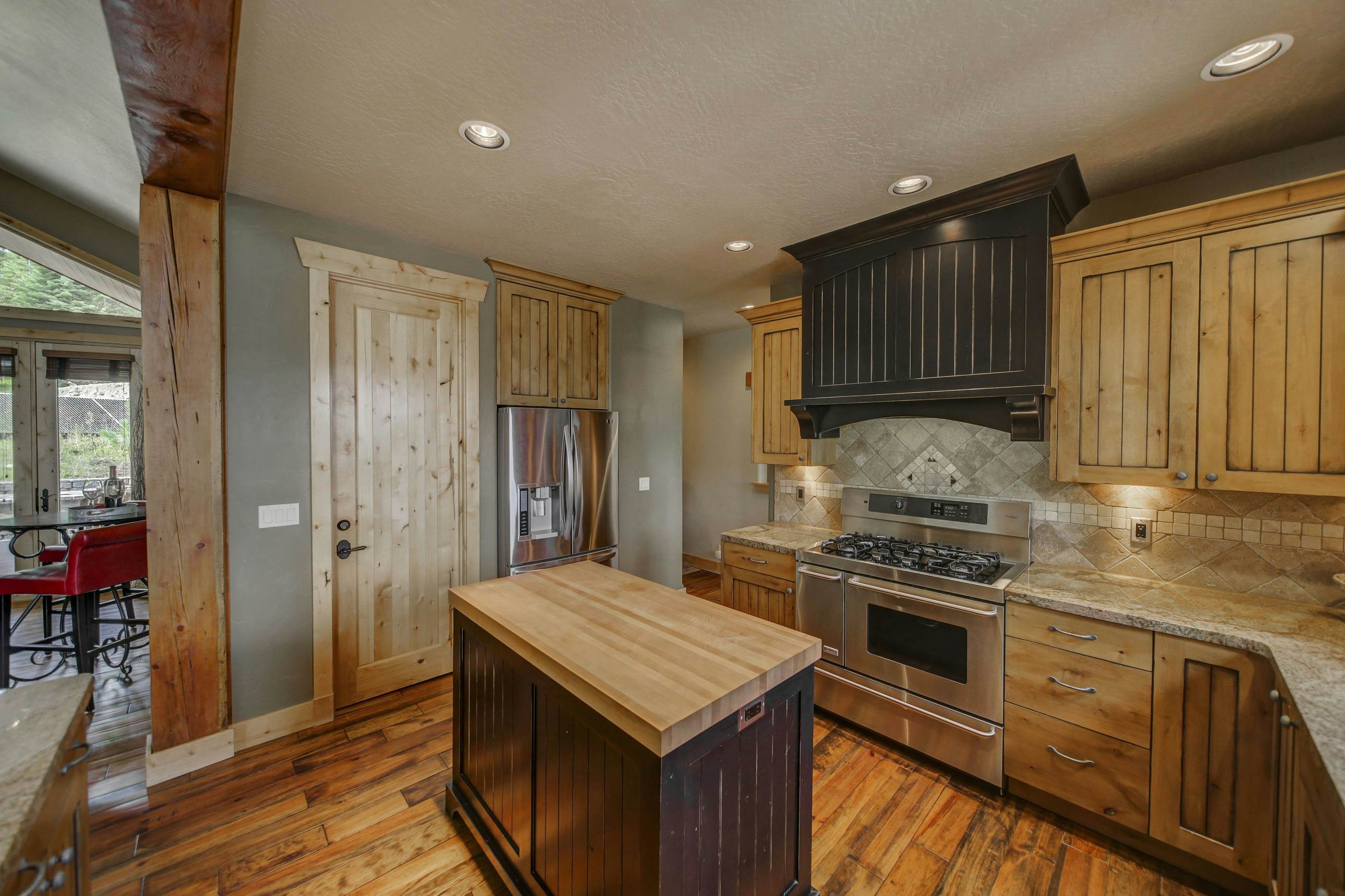 Bear Discovery Custom Tamarack Estate Home