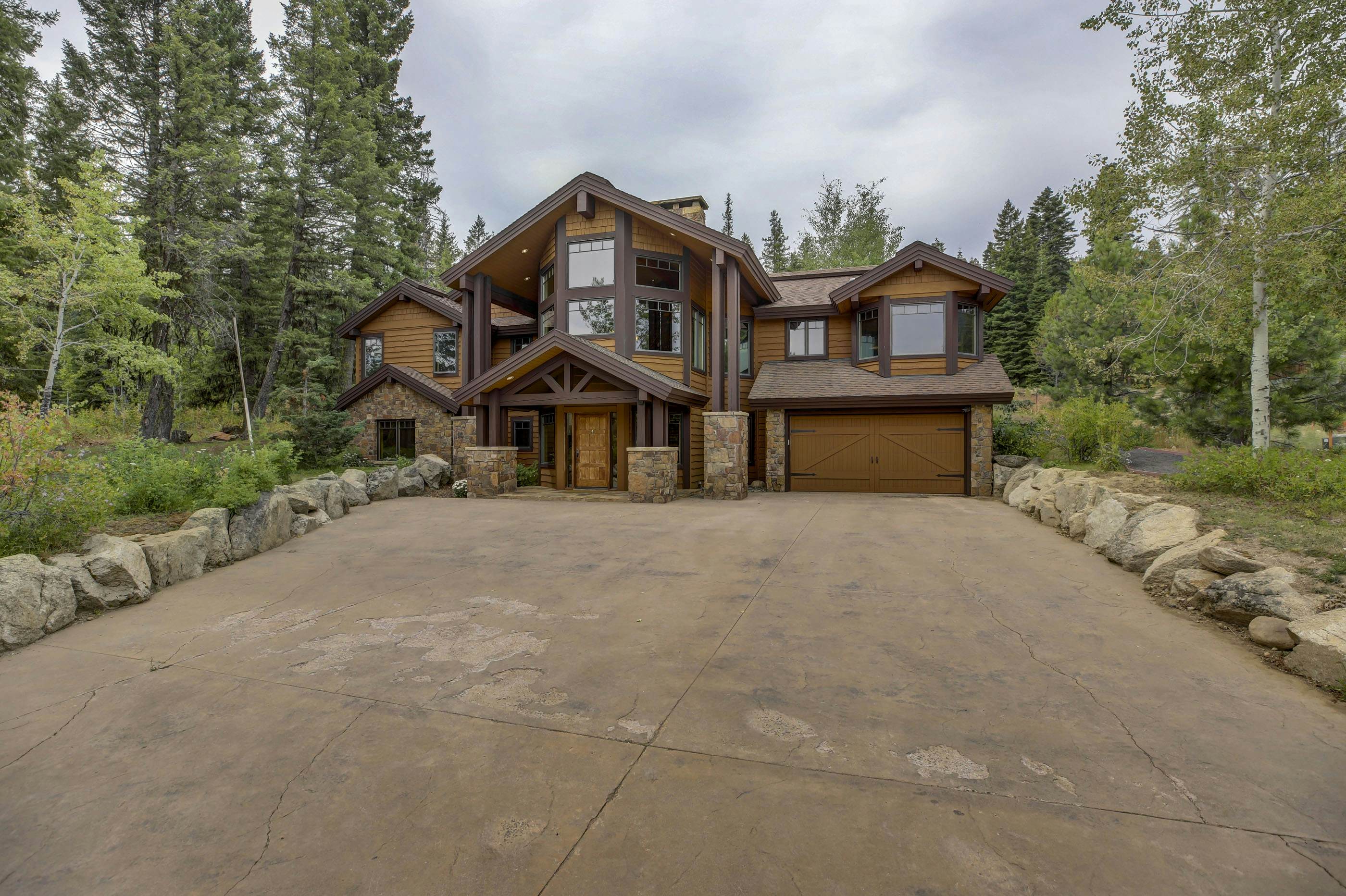 Bear Discovery Custom Tamarack Estate Home