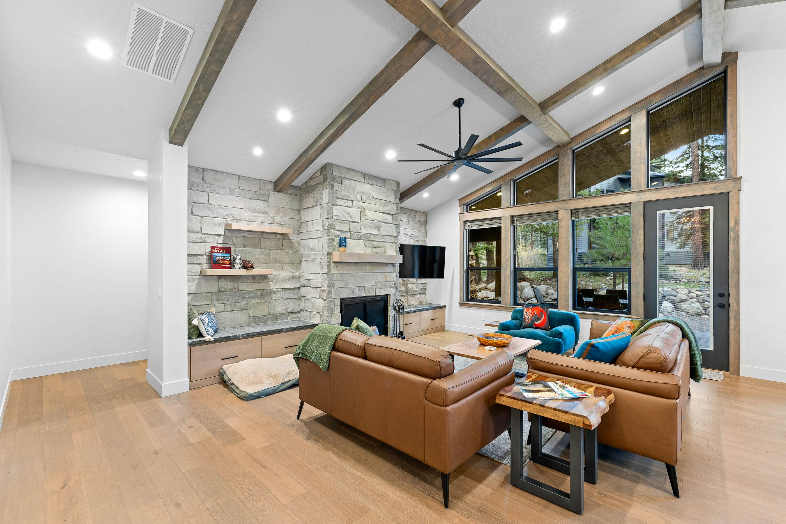 Spring Mountain Paradise