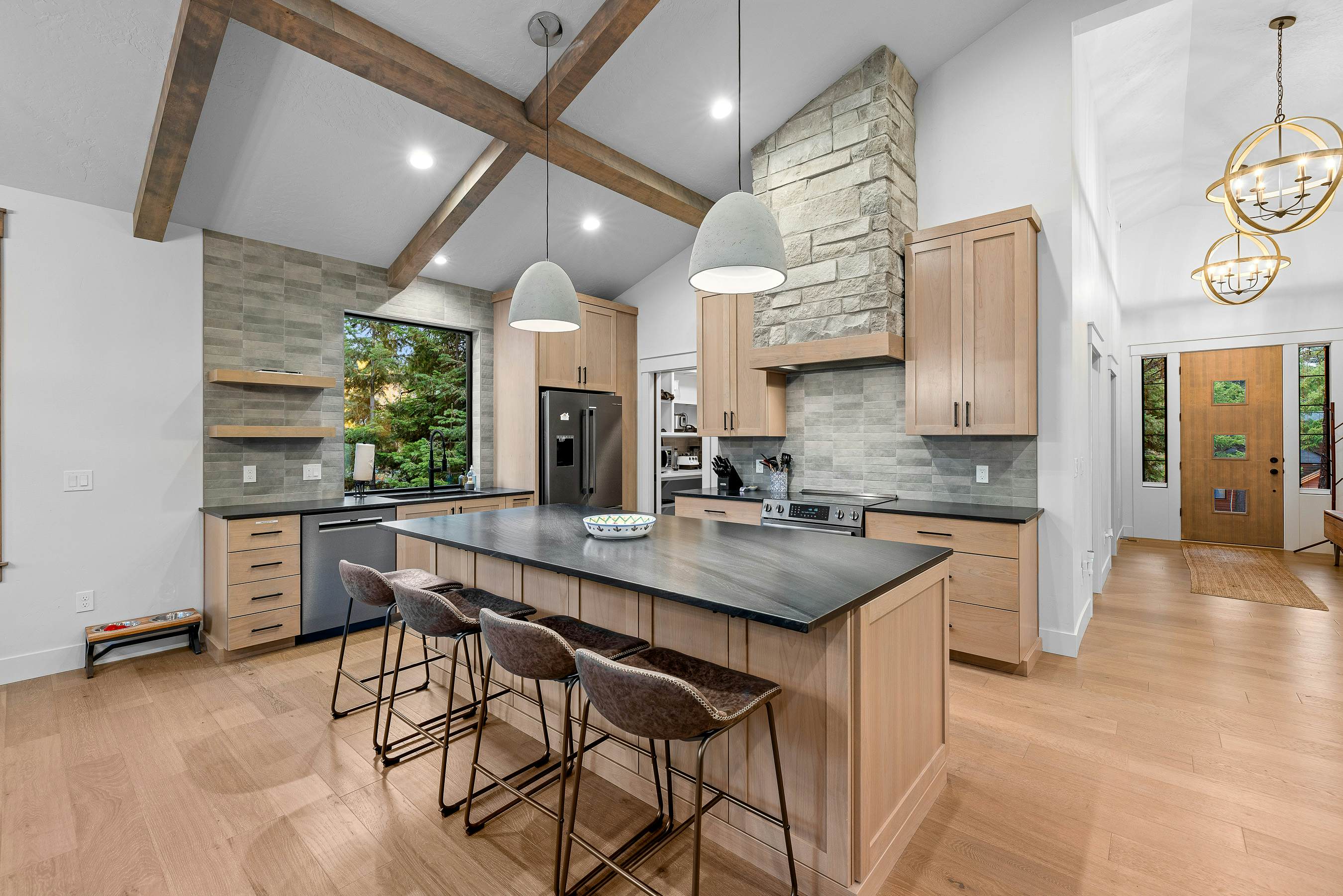 Spring Mountain Paradise