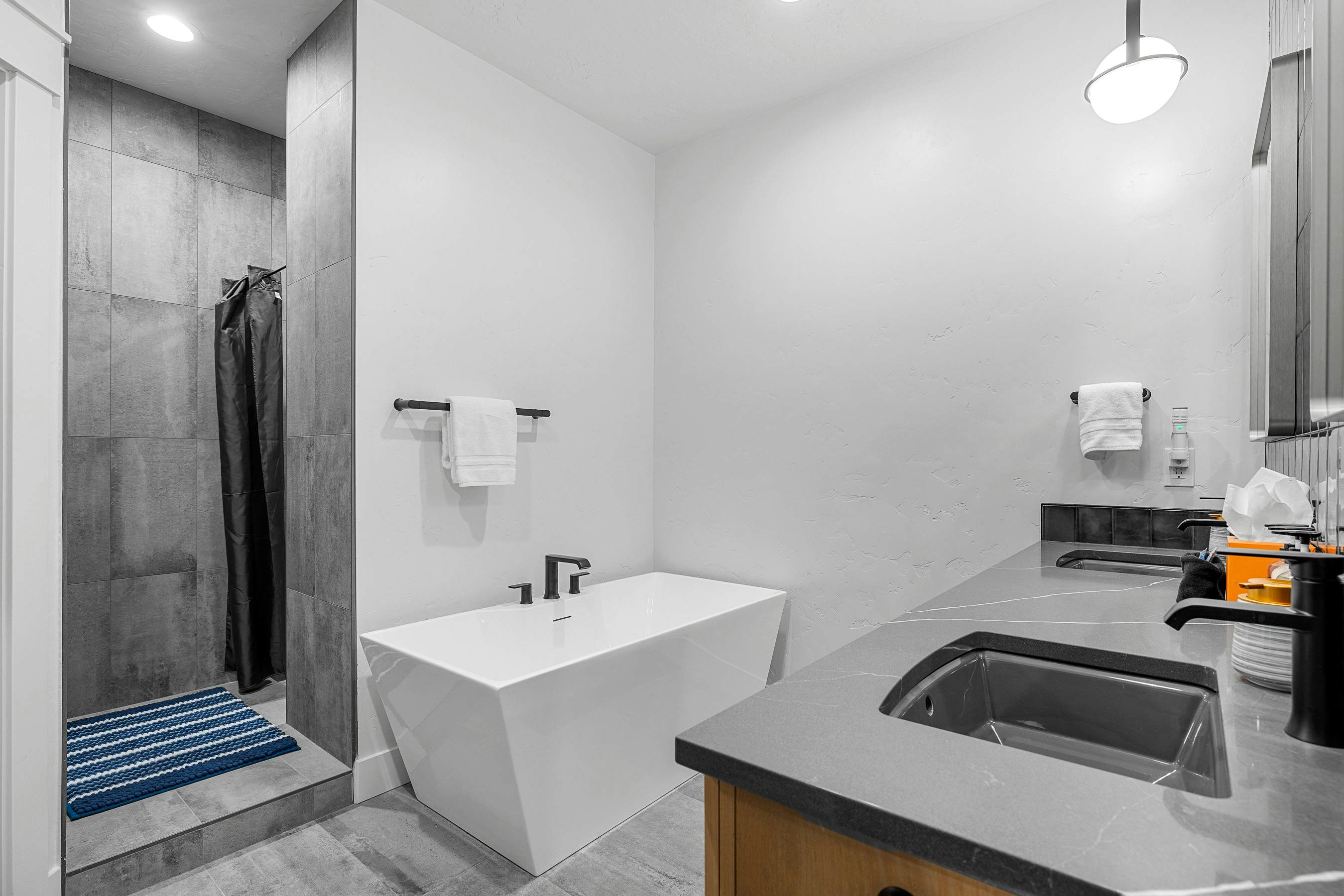 Spring Mountain Paradise