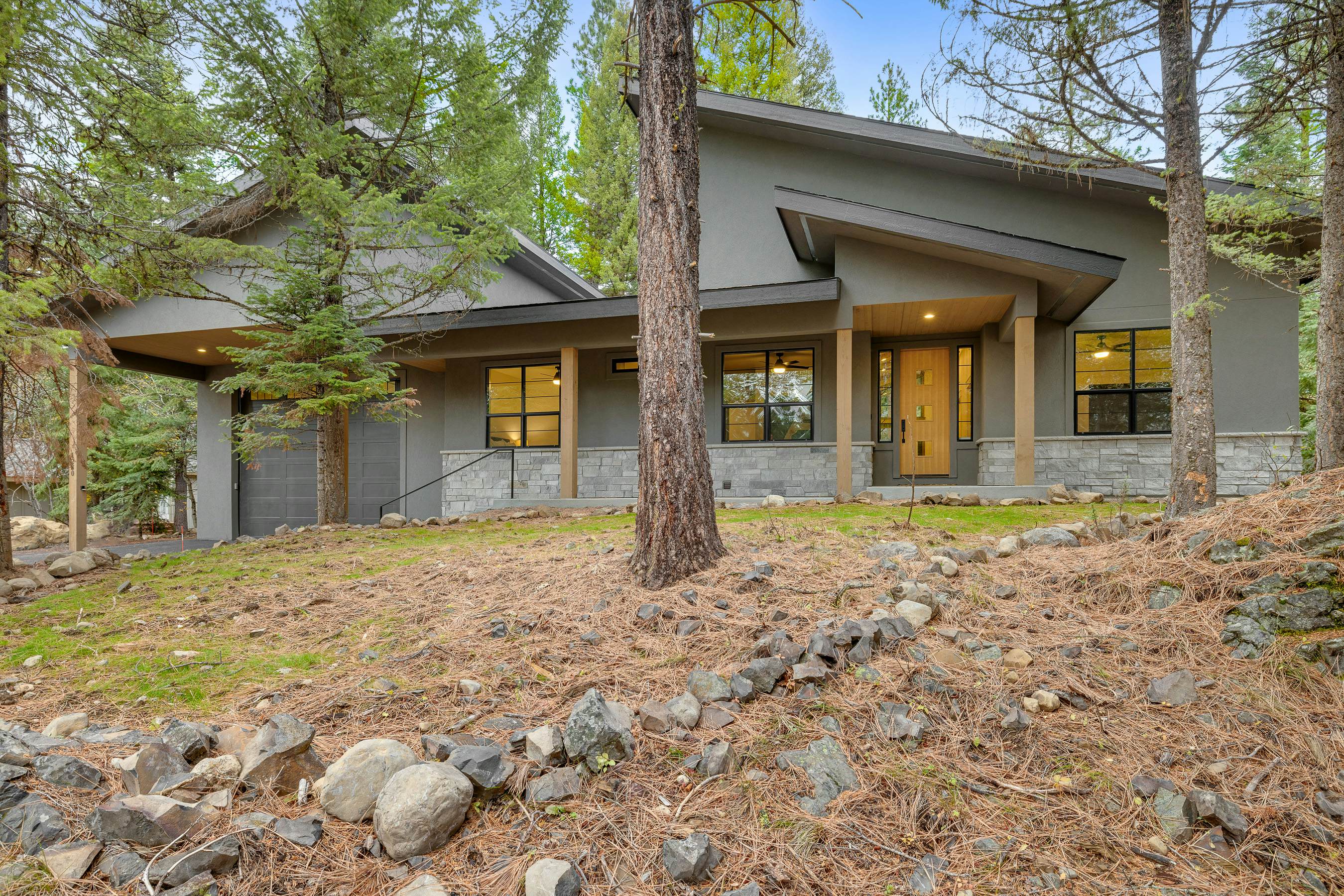 Spring Mountain Paradise