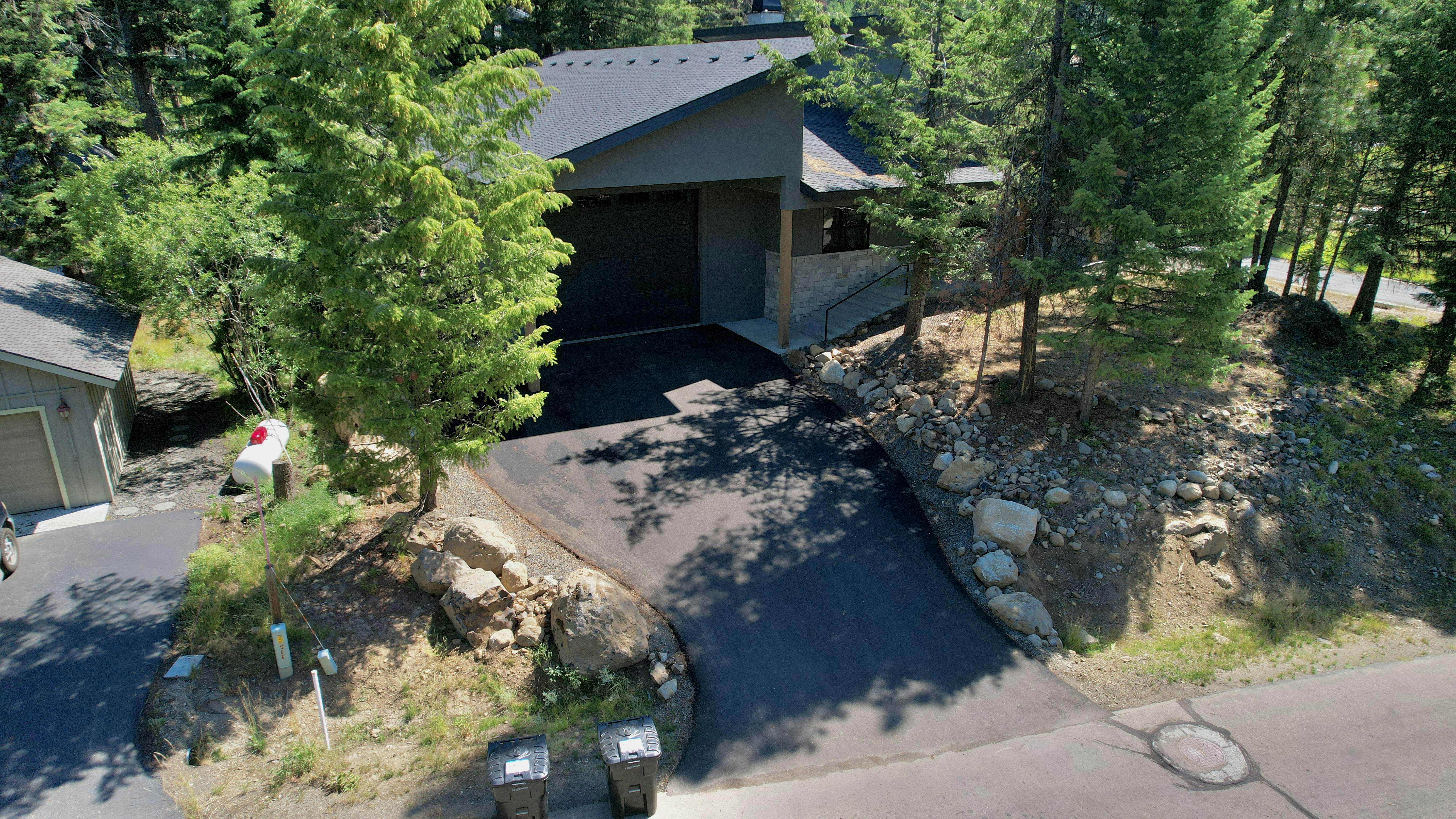 Spring Mountain Paradise