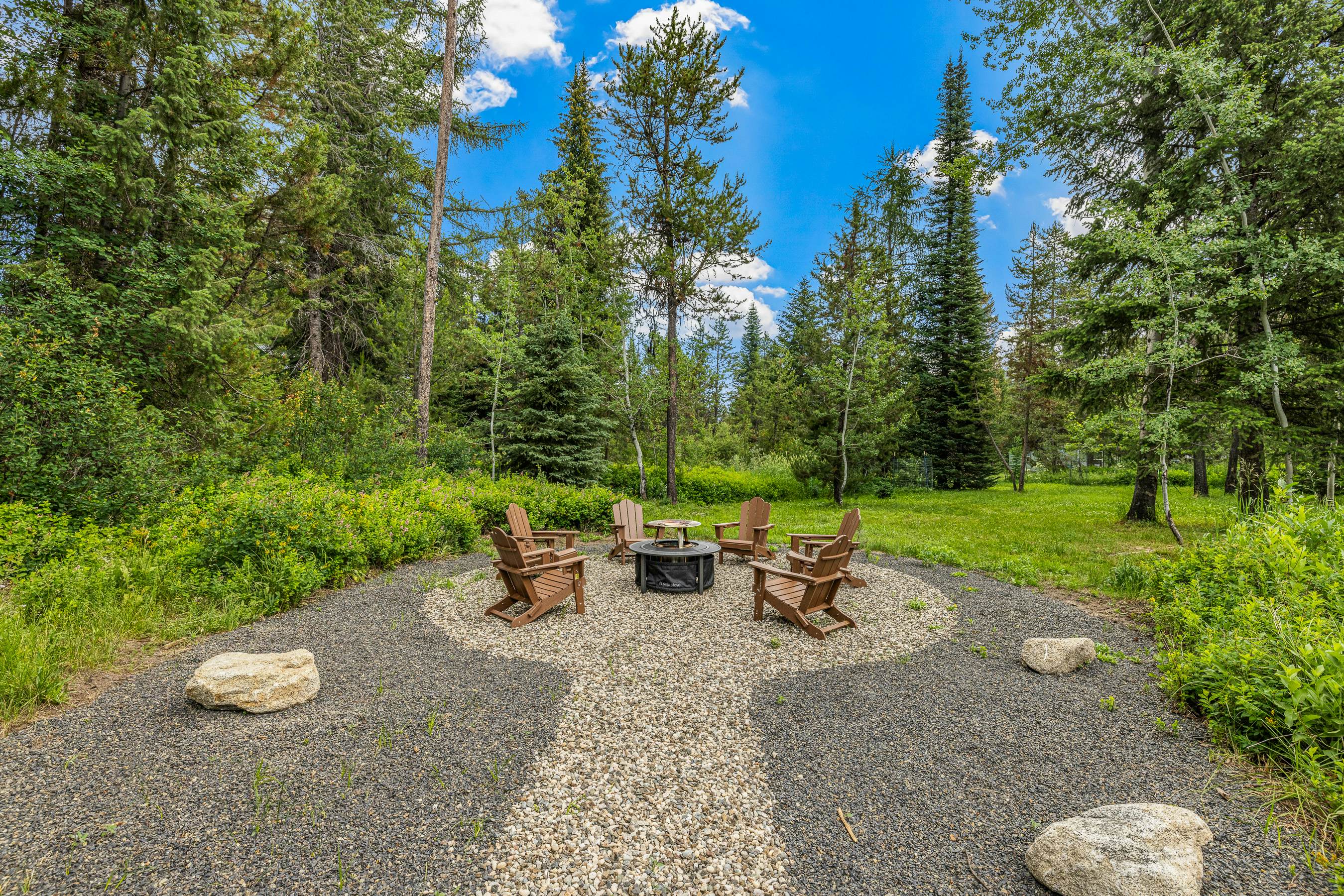 Wagon Wheel Hideaway