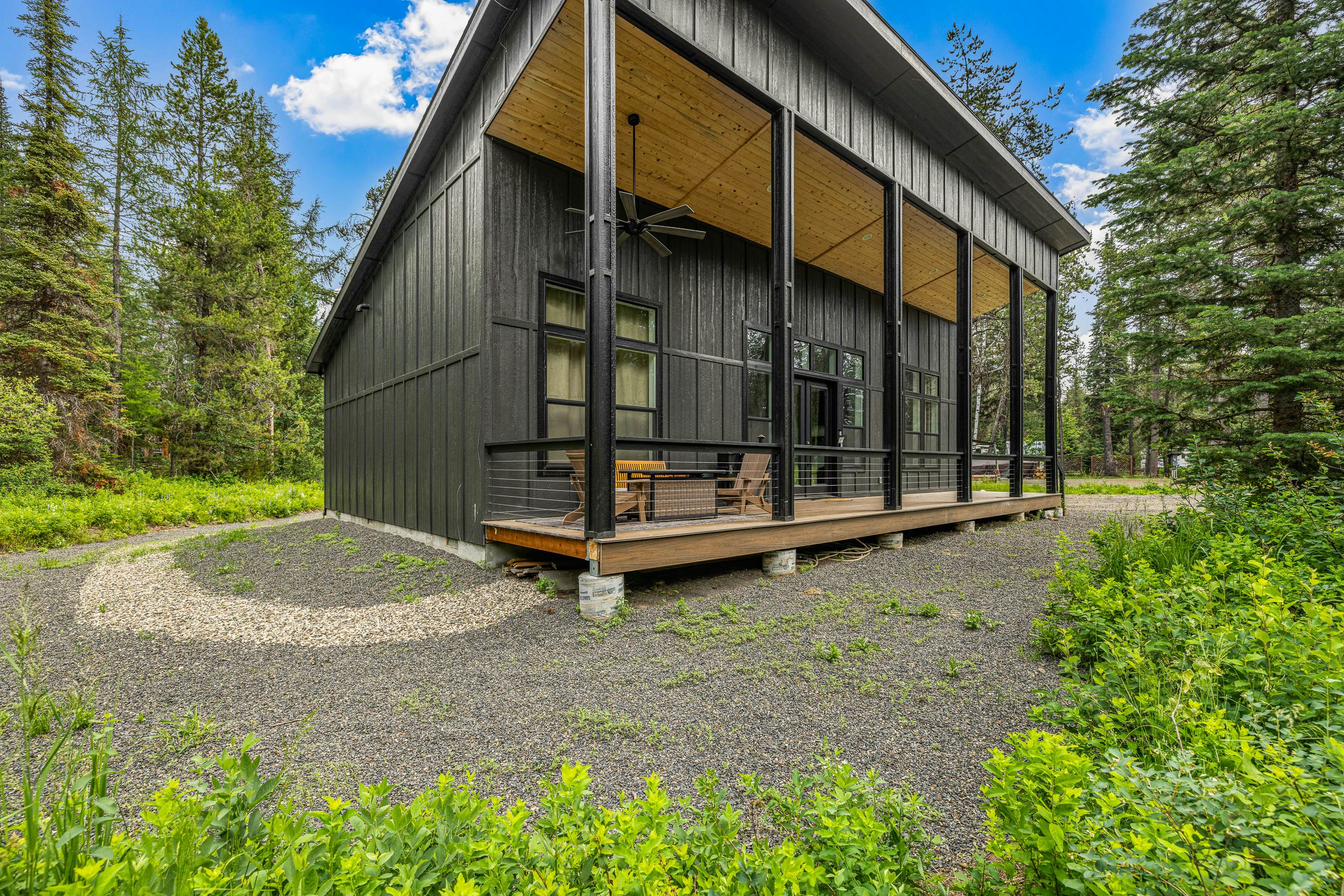 Wagon Wheel Hideaway